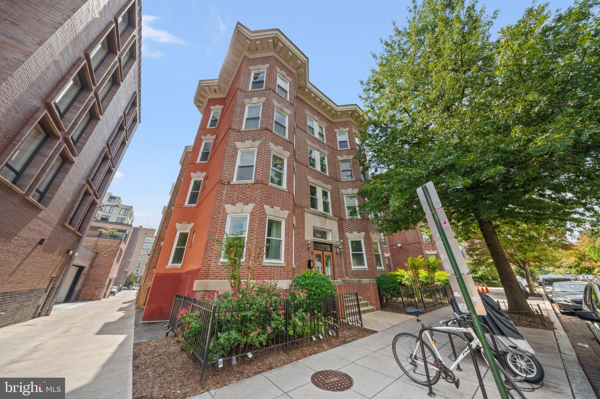 1418 W St NW Unit 403, Washington, DC 20009