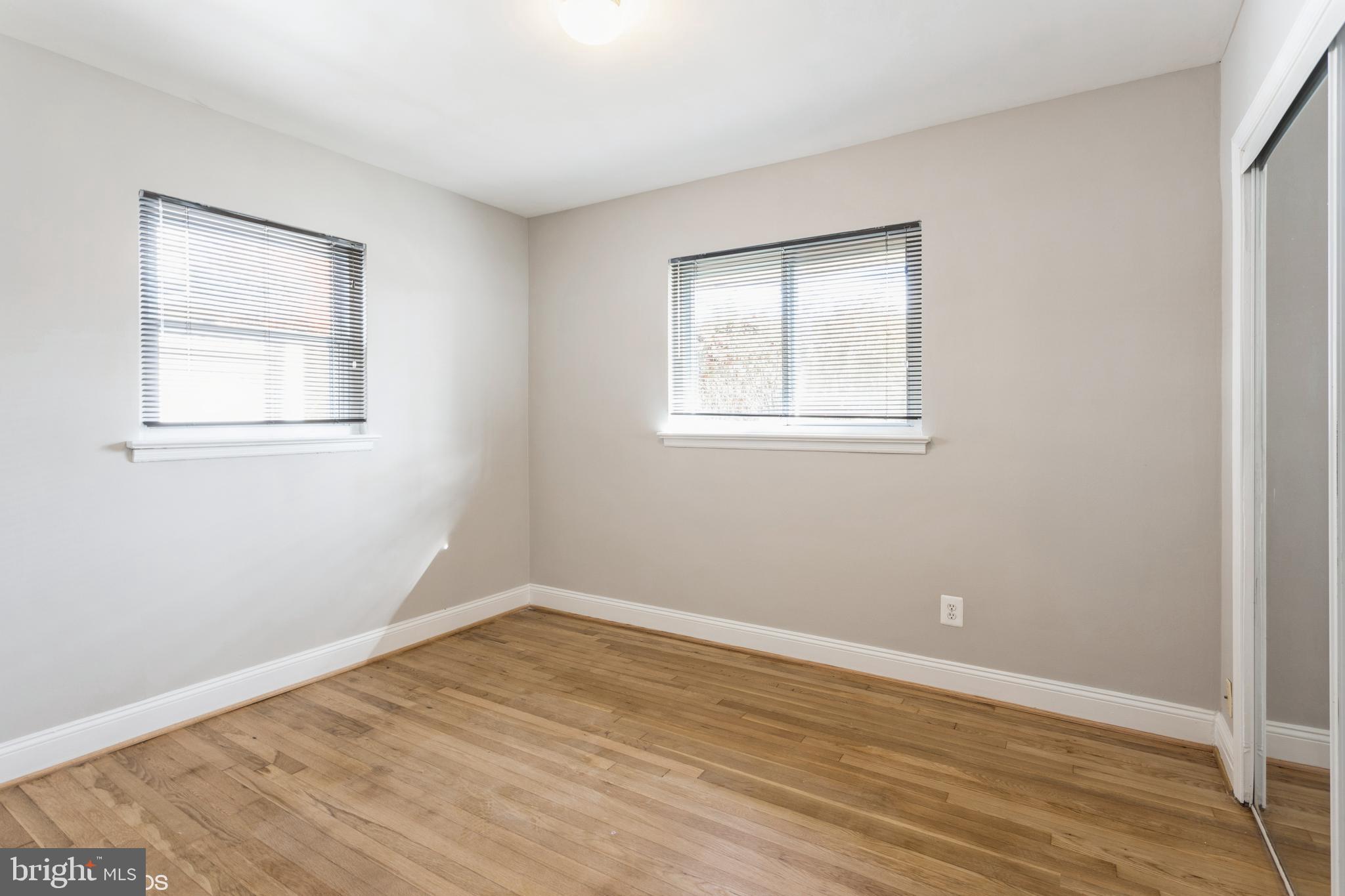 LANGLEY PARK - Residential