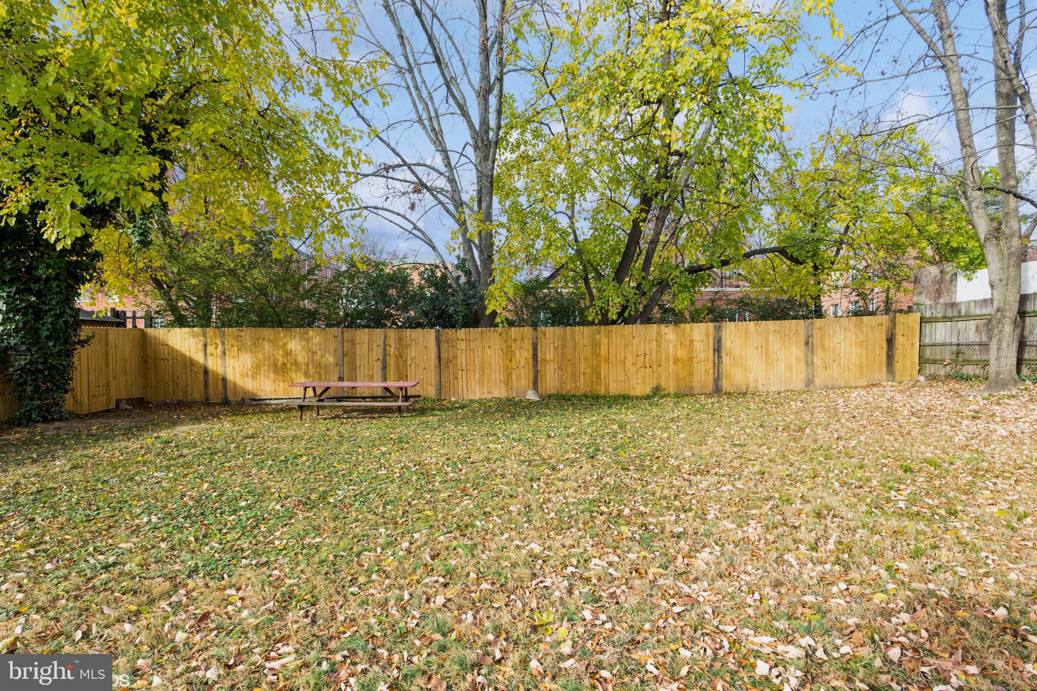 LANGLEY PARK - Residential