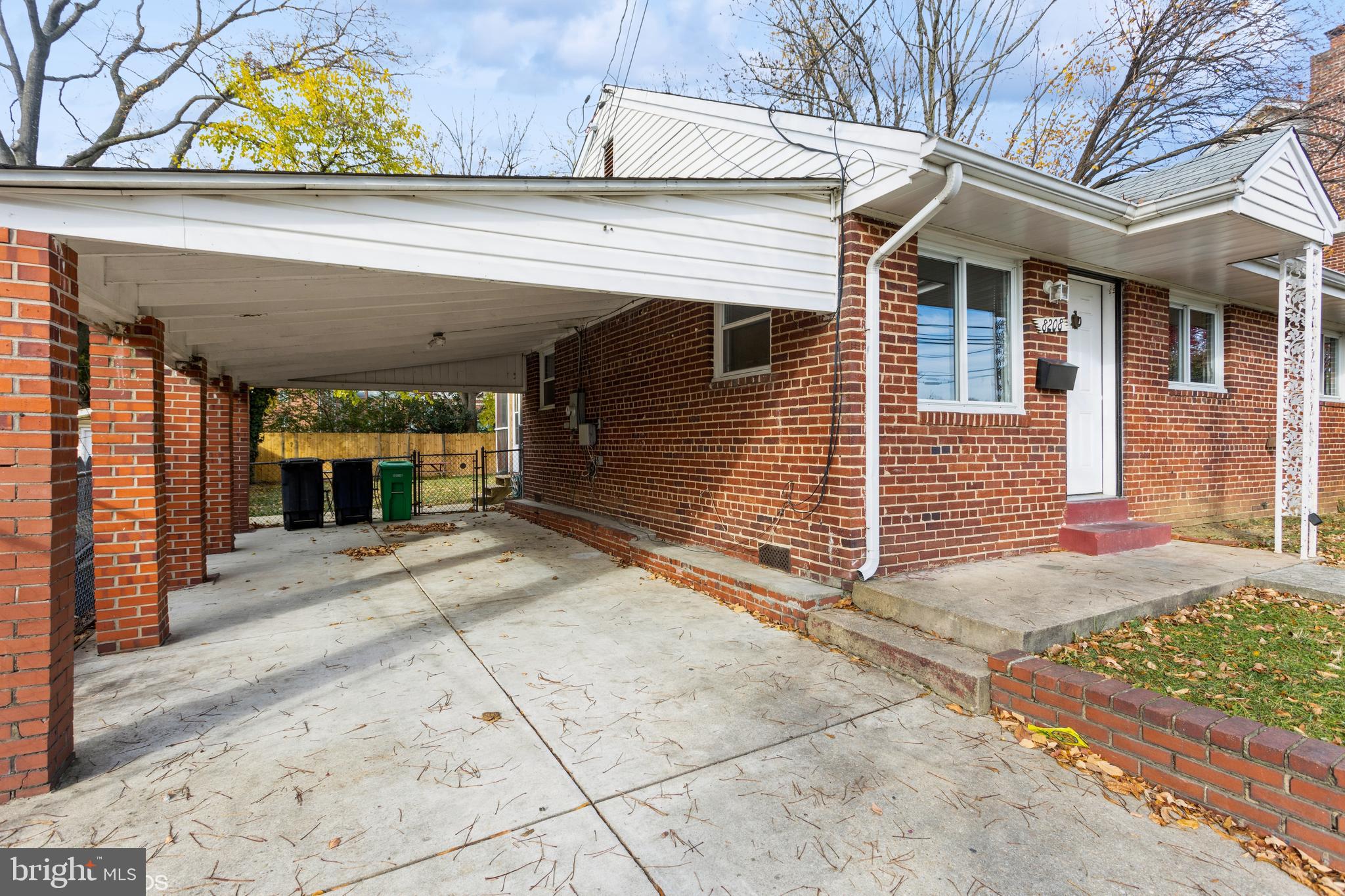 LANGLEY PARK - Residential