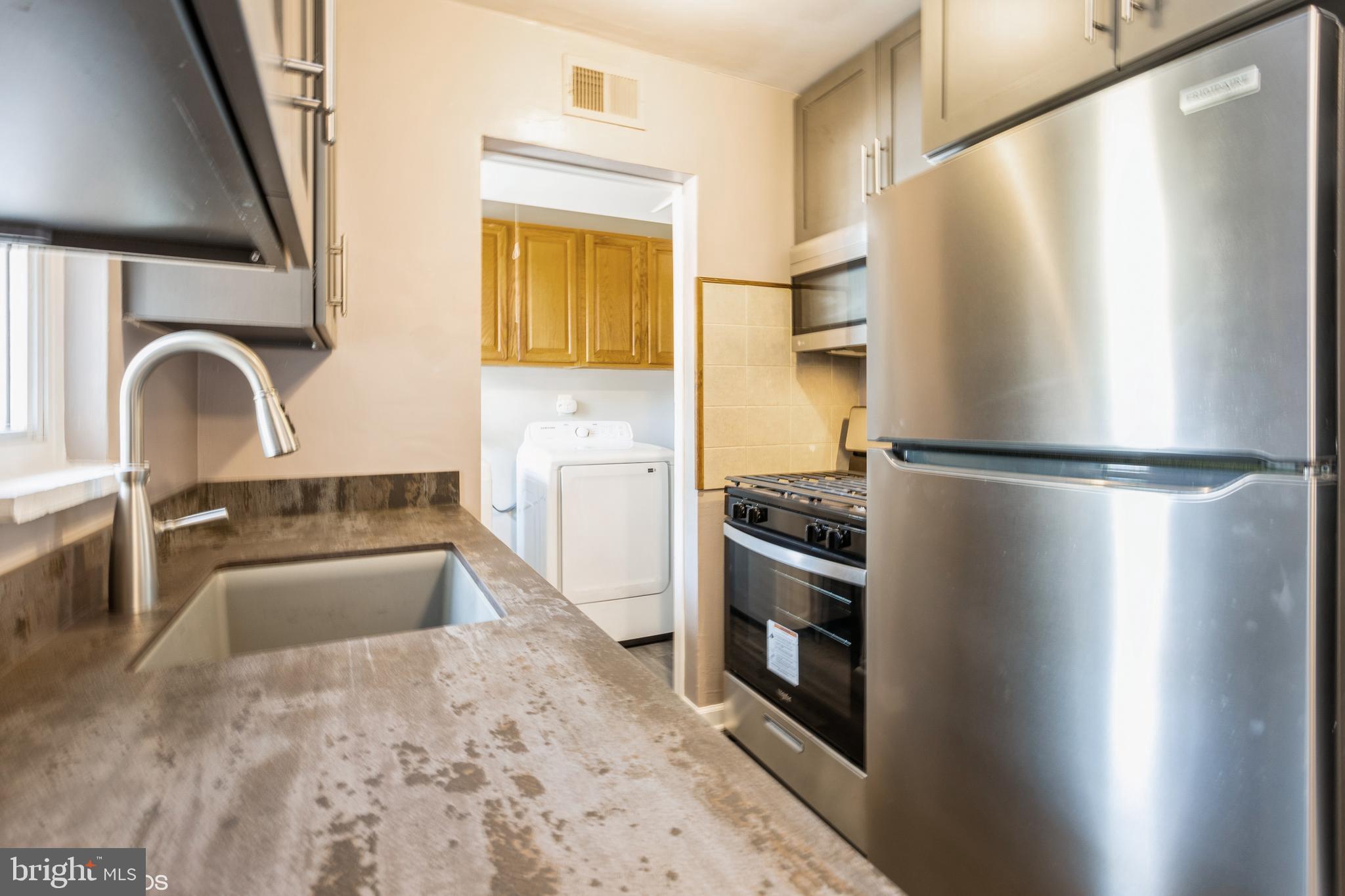 LANGLEY PARK - Residential