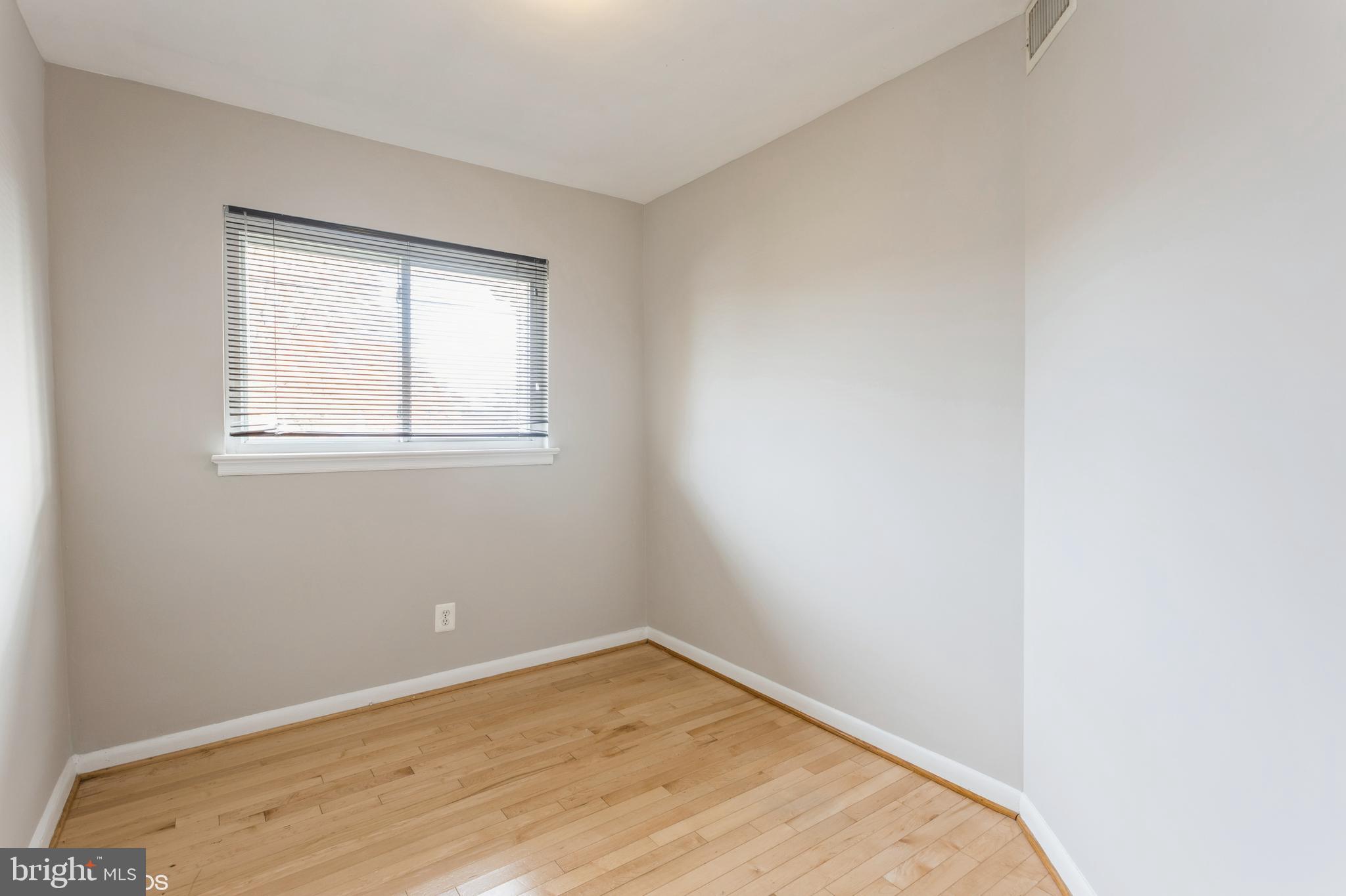 LANGLEY PARK - Residential