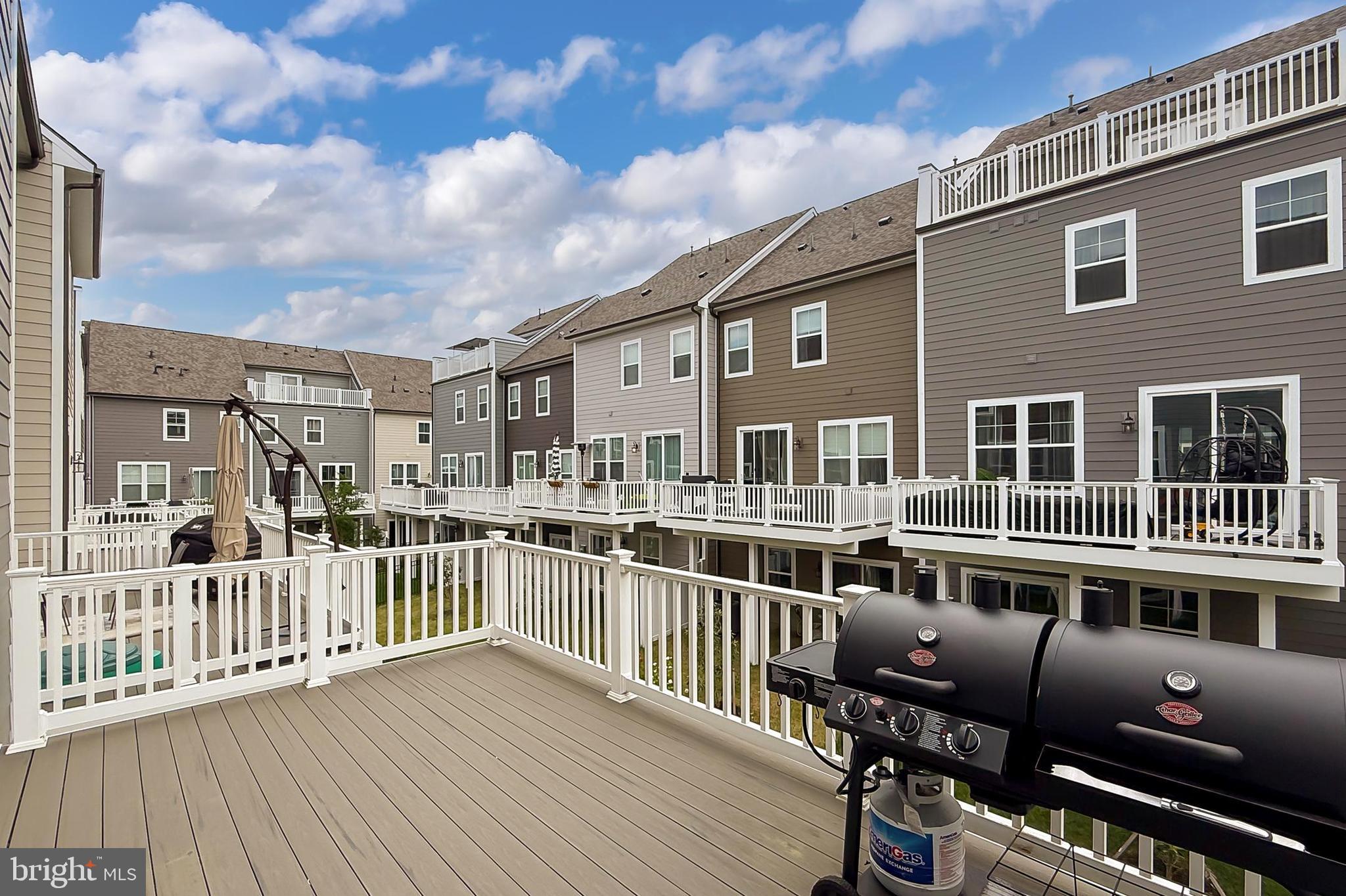 POTOMAC SHORES - Residential