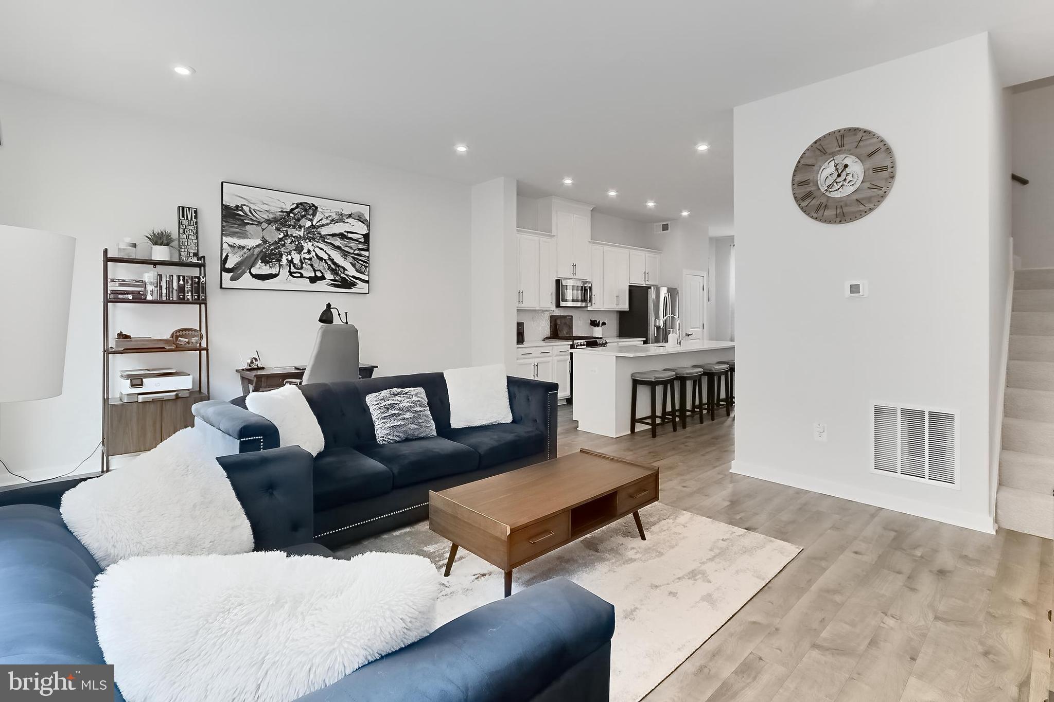 POTOMAC SHORES - Residential