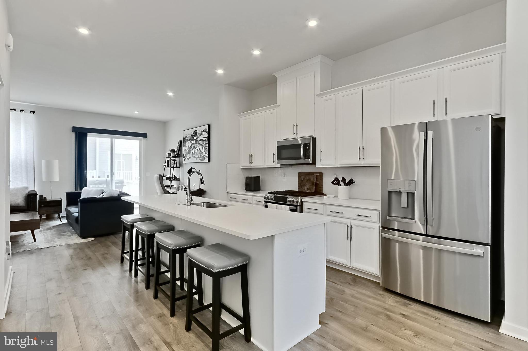 POTOMAC SHORES - Residential