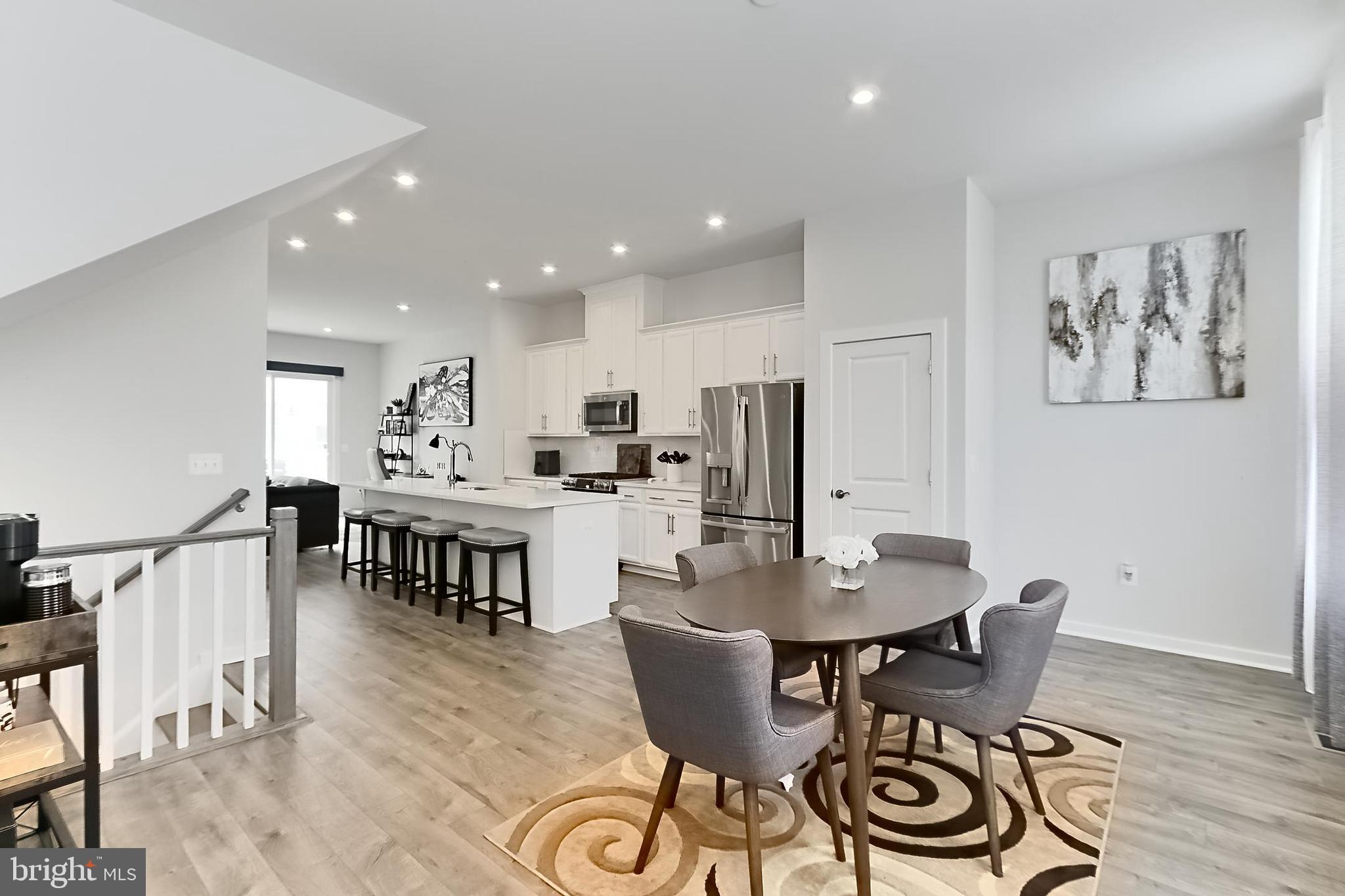 POTOMAC SHORES - Residential