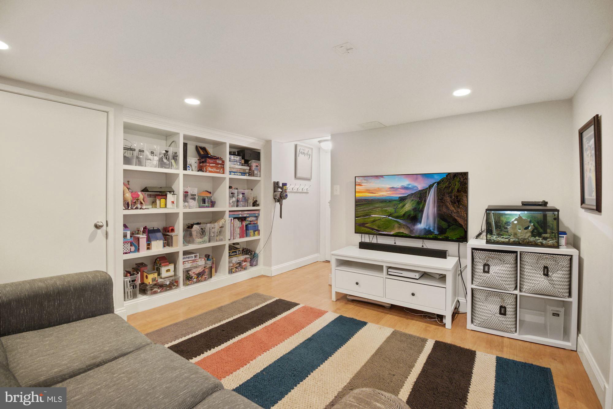 SUMNER - Residential