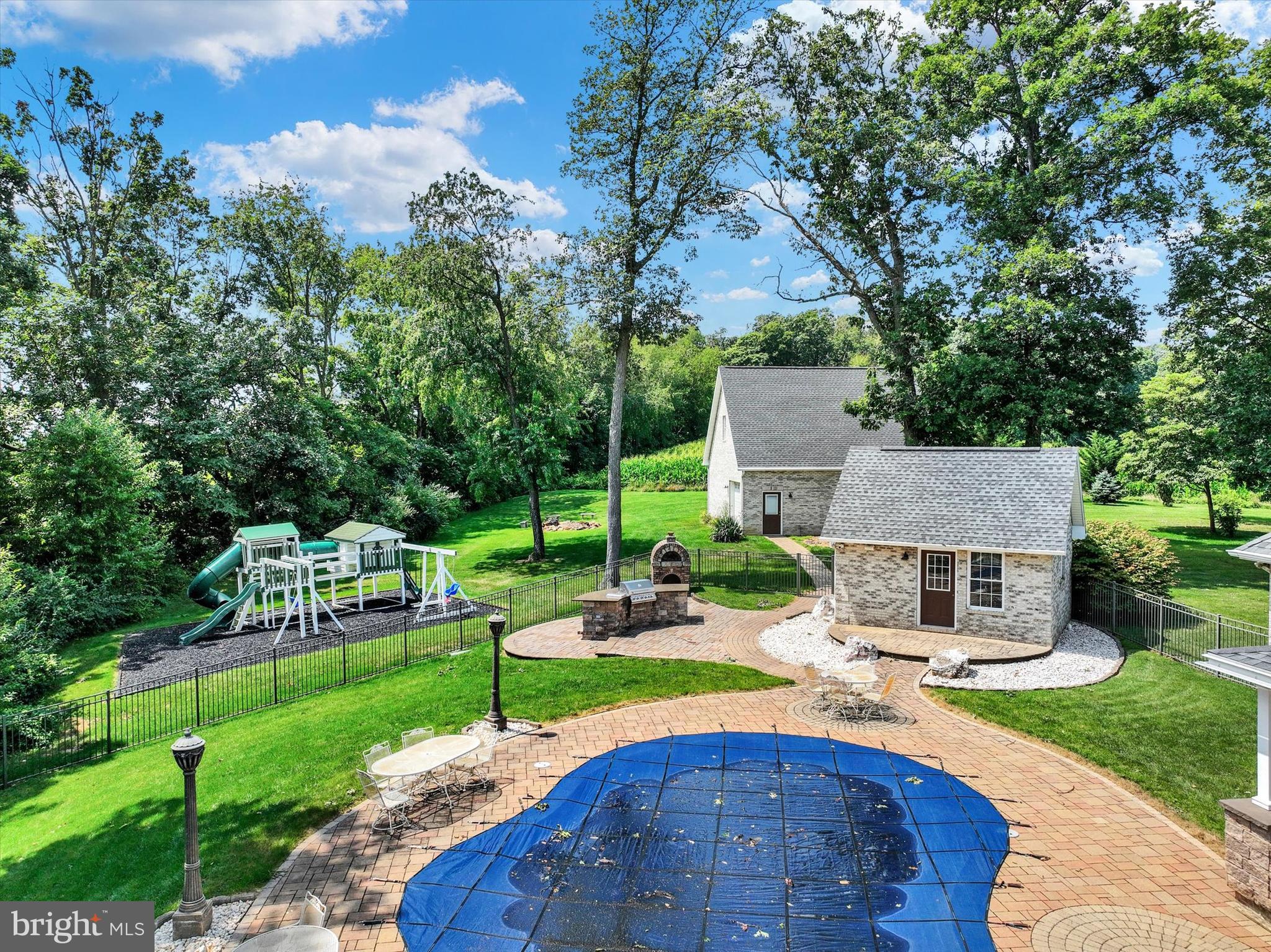 NORTH CODORUS TWP - Residential