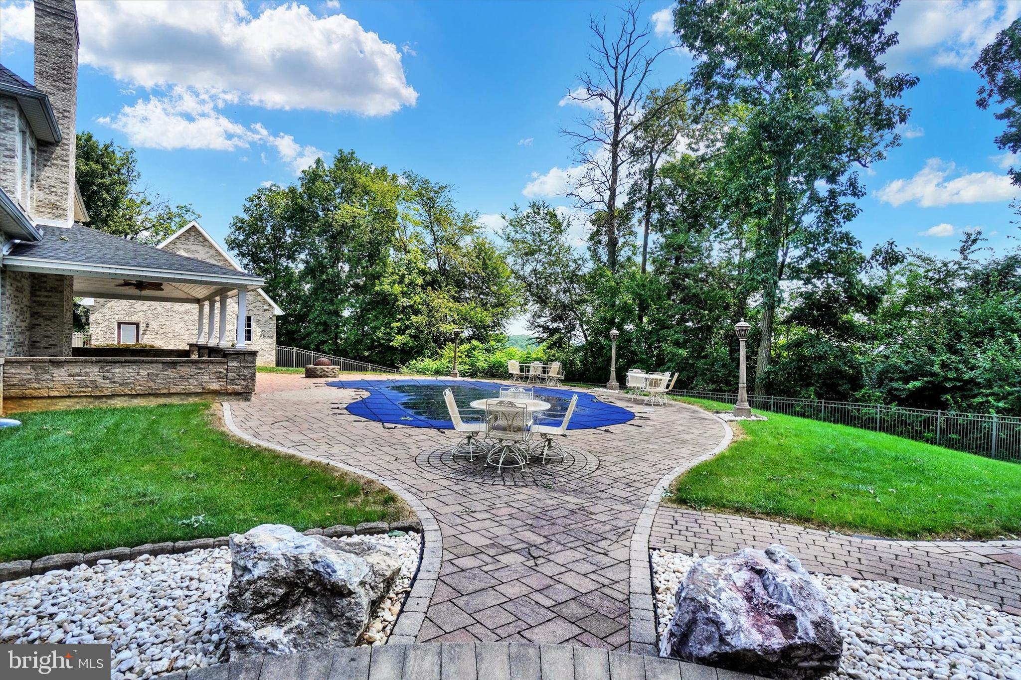 NORTH CODORUS TWP - Residential