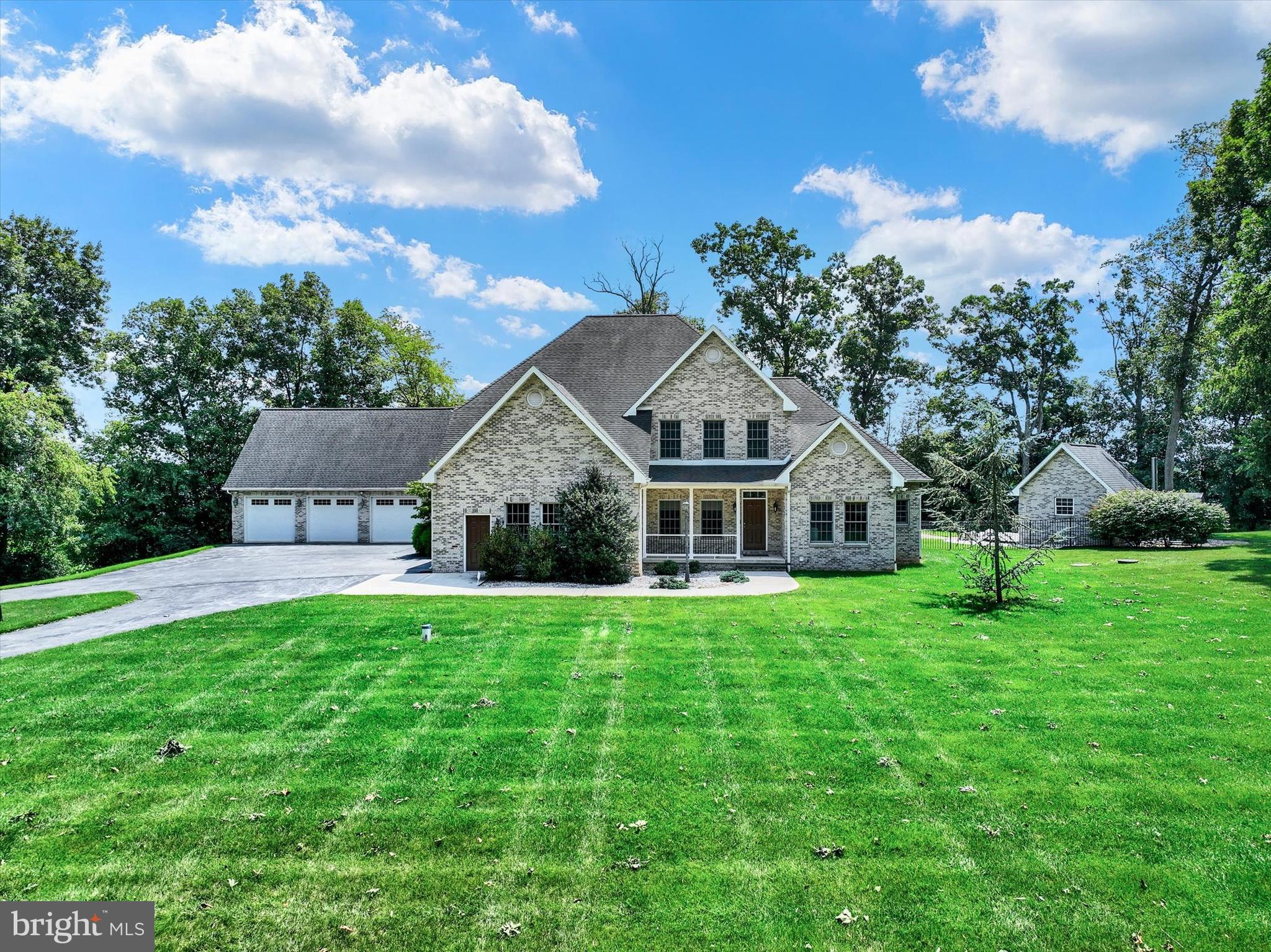 NORTH CODORUS TWP - Residential