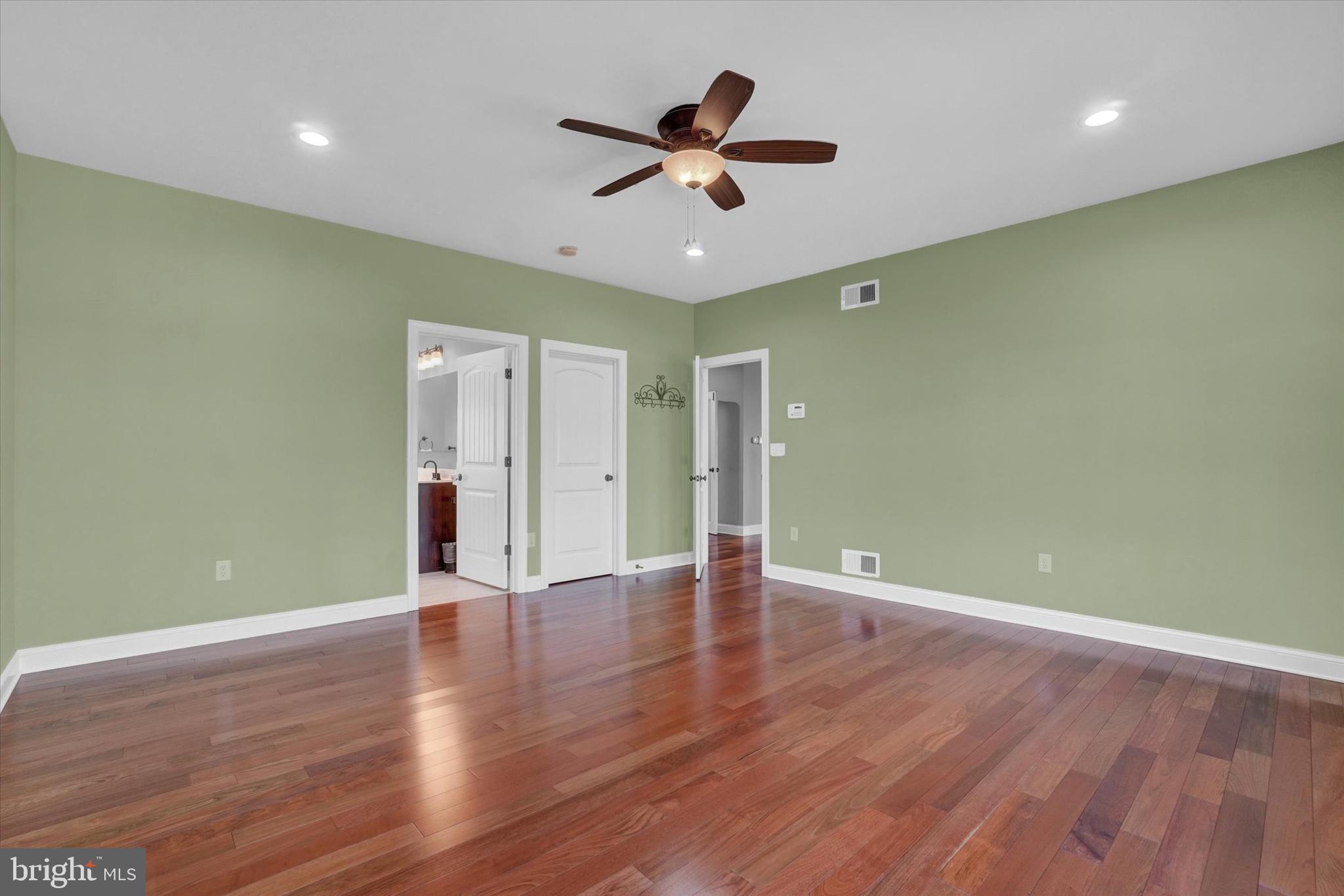 NORTH CODORUS TWP - Residential