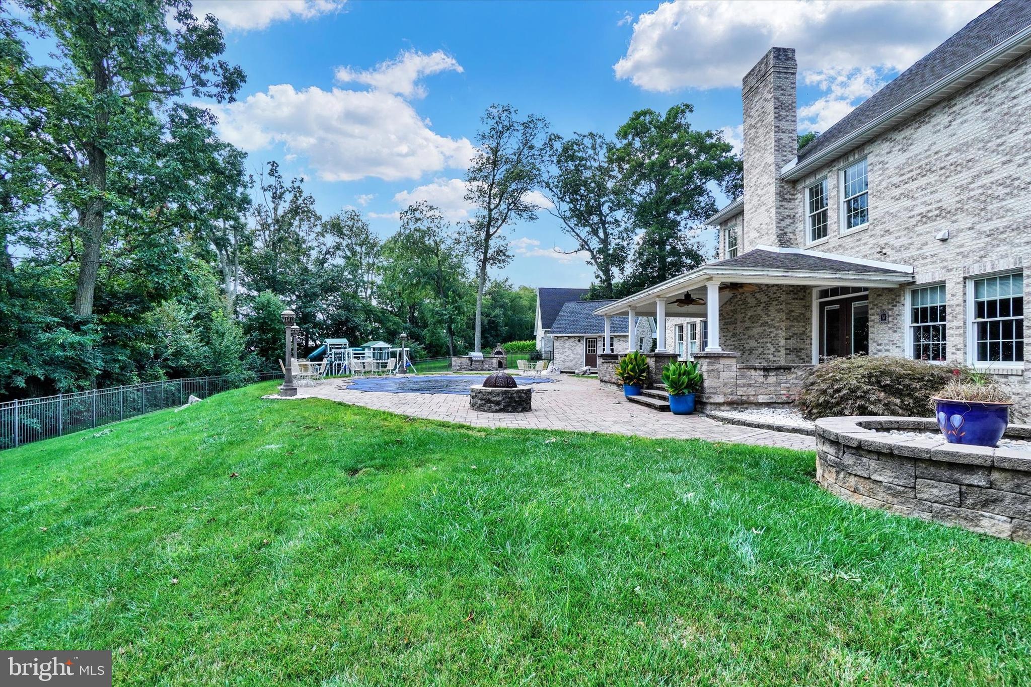 NORTH CODORUS TWP - Residential