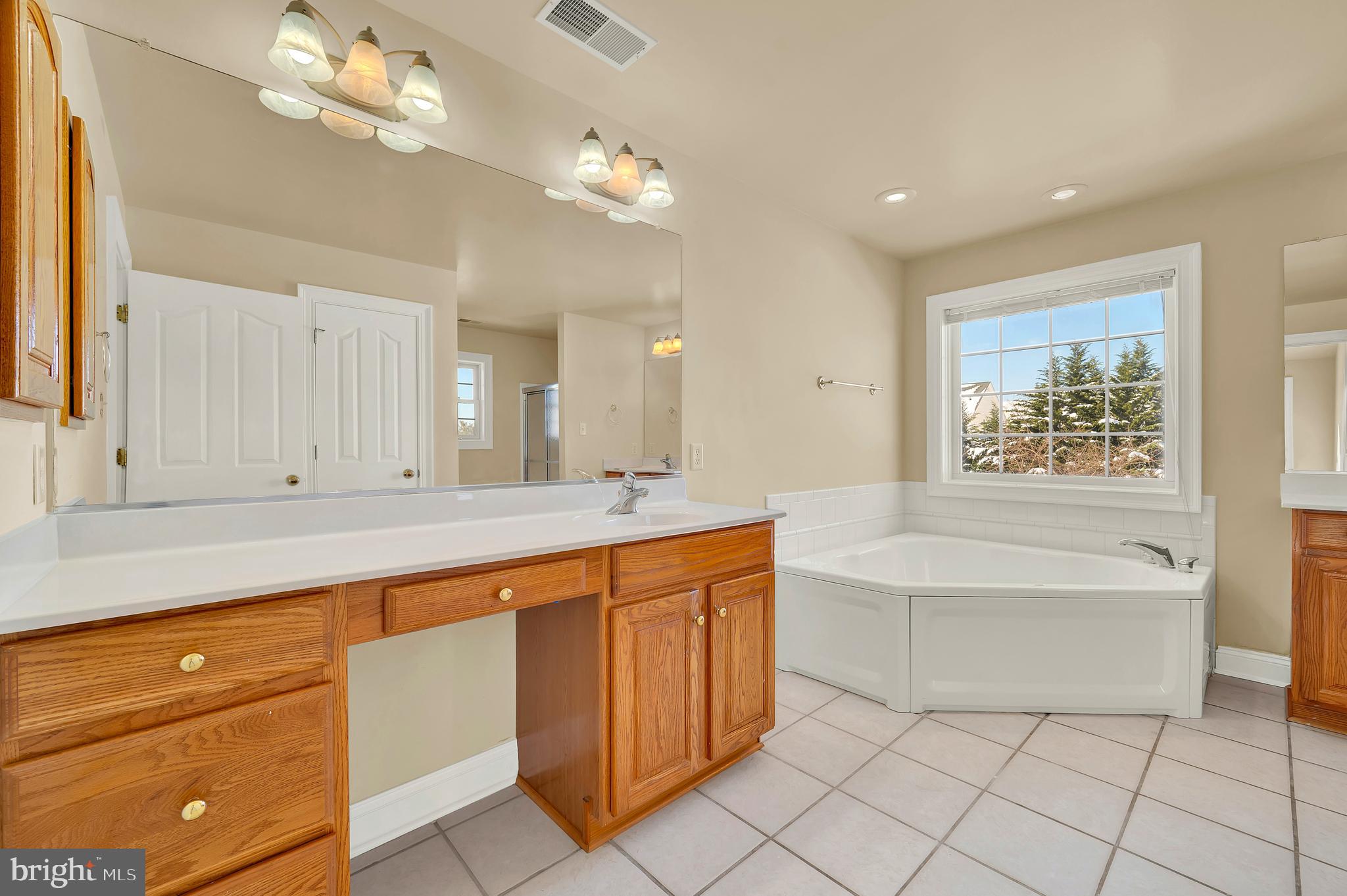 BATTLEFIELD ESTATES - Residential