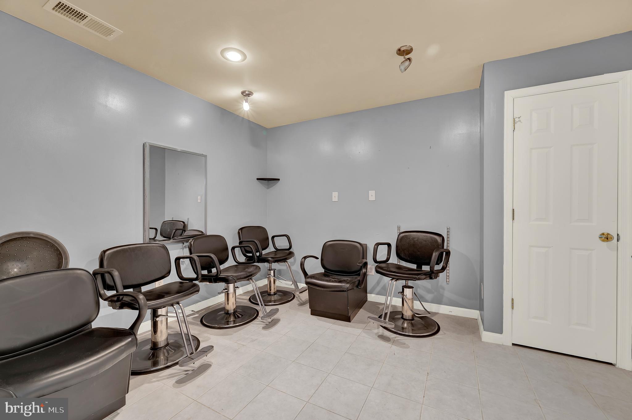 BATTLEFIELD ESTATES - Residential