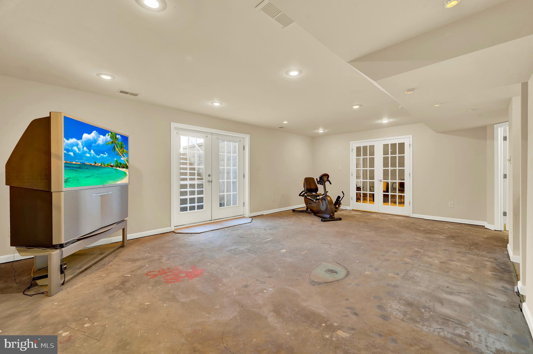 BATTLEFIELD ESTATES - Residential