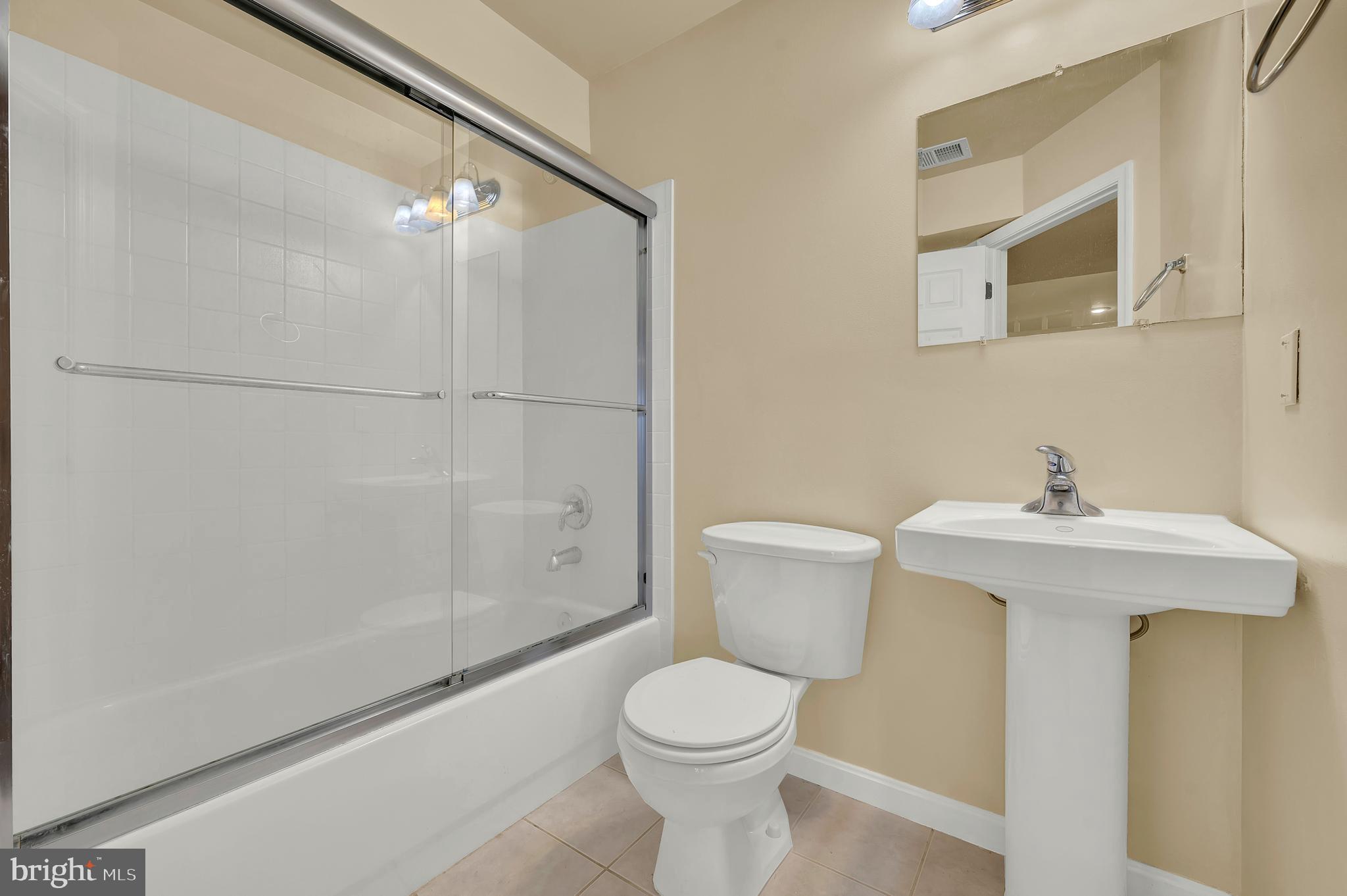 BATTLEFIELD ESTATES - Residential