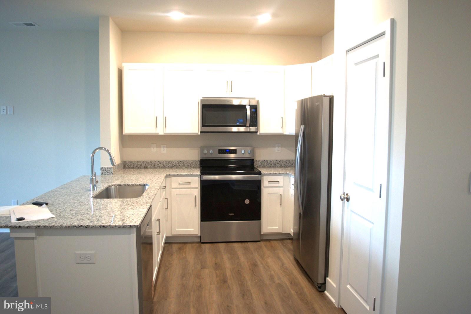 RETREAT AT WINDING CREEK - Residential Lease