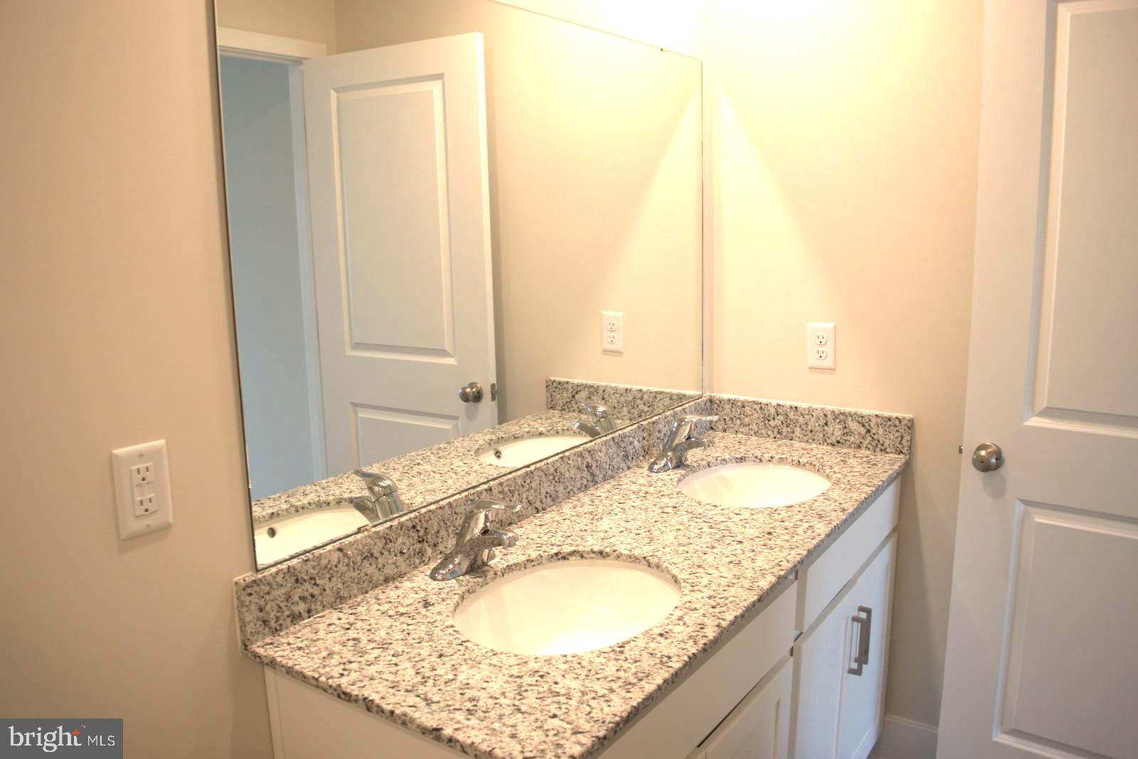 RETREAT AT WINDING CREEK - Residential Lease