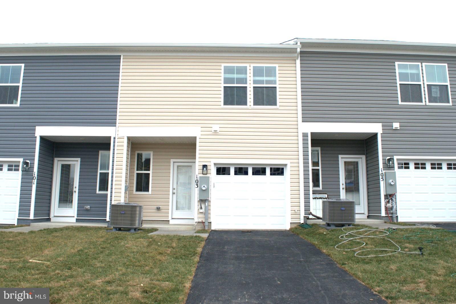 RETREAT AT WINDING CREEK - Residential Lease