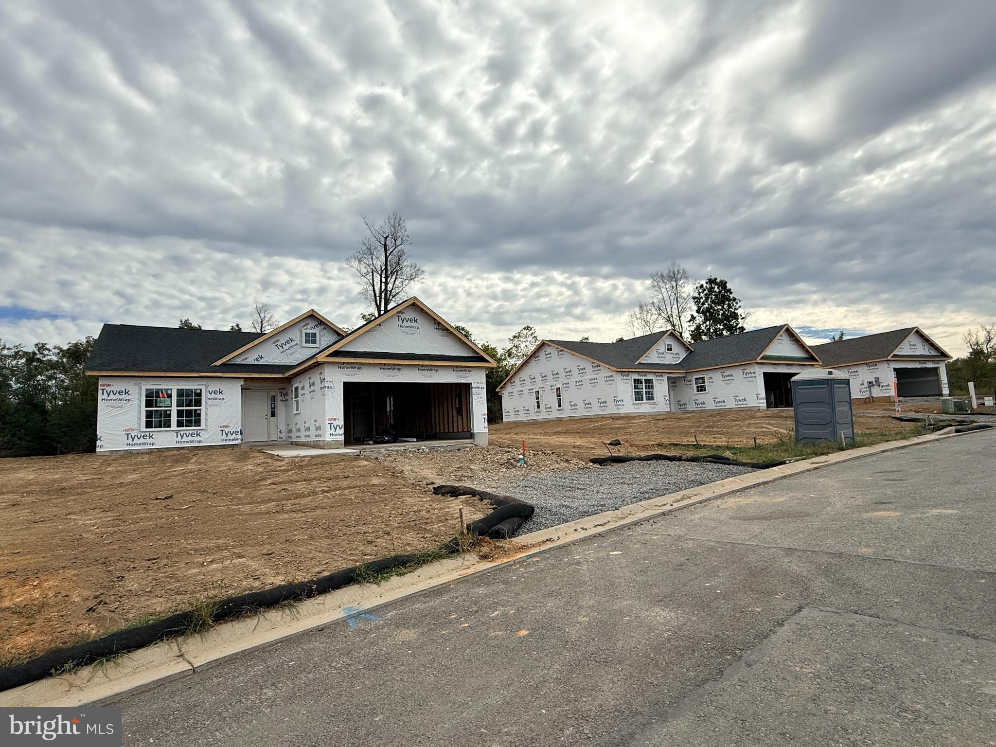 THE LAKES AT MARTINSBURG - Residential