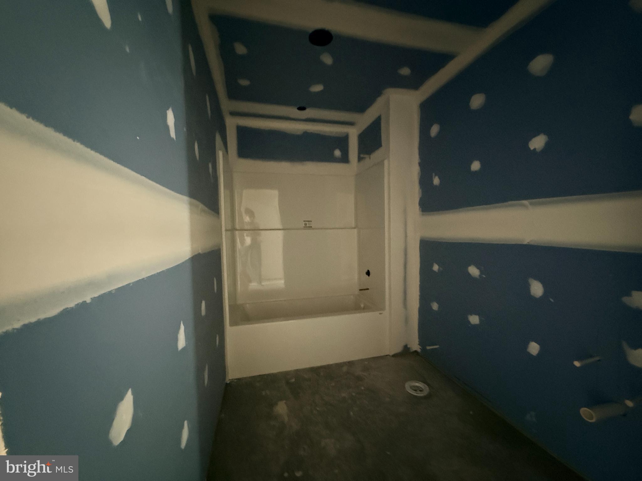 THE LAKES AT MARTINSBURG - Residential