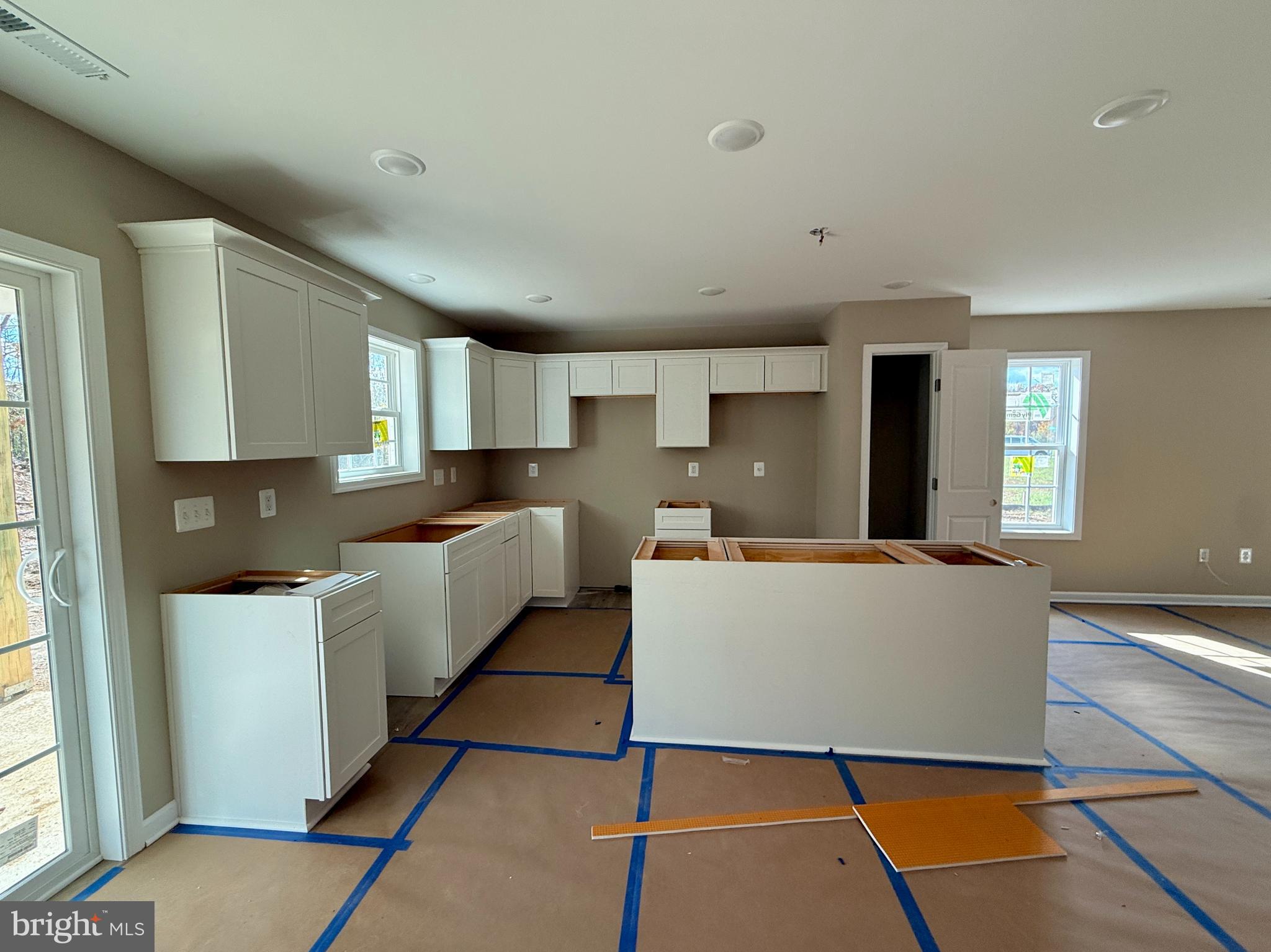 THE LAKES AT MARTINSBURG - Residential