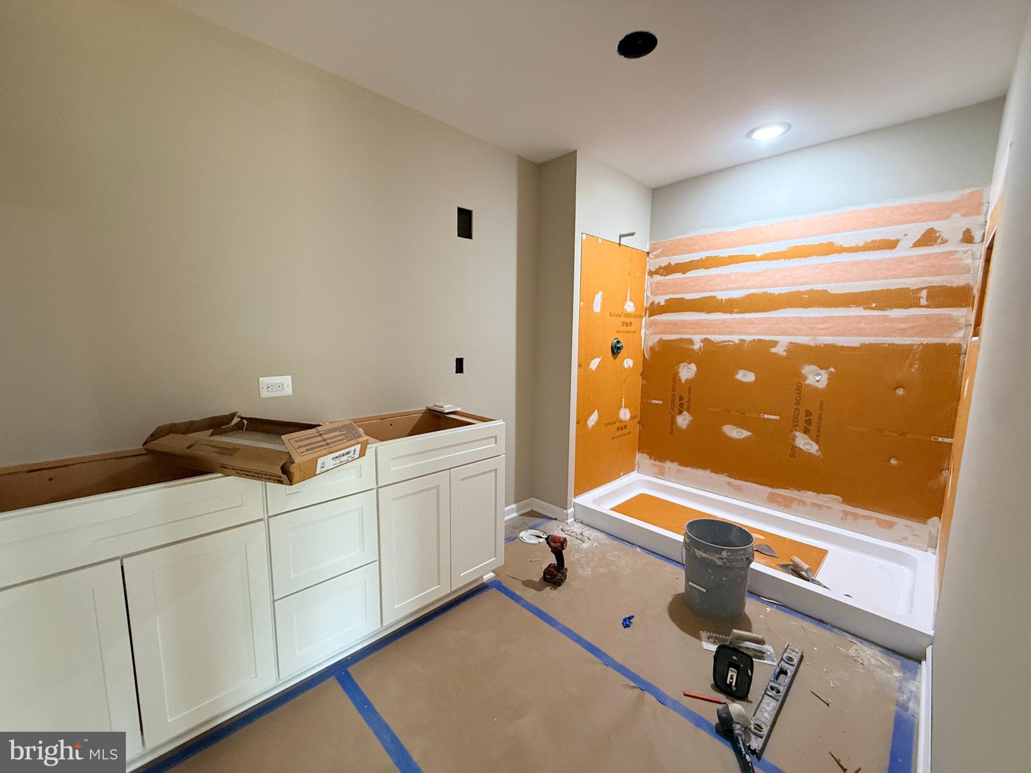 THE LAKES AT MARTINSBURG - Residential