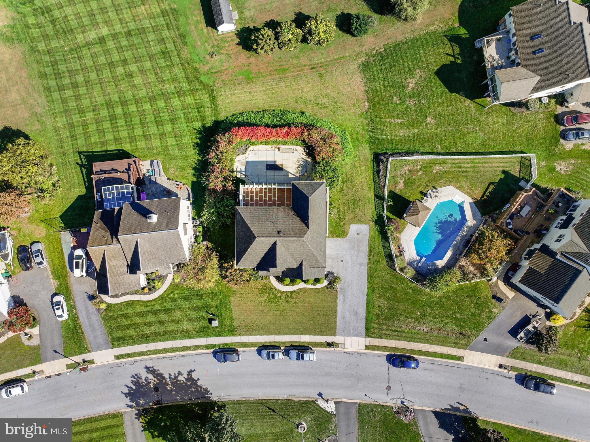 204 SCARBOROUGH LANE