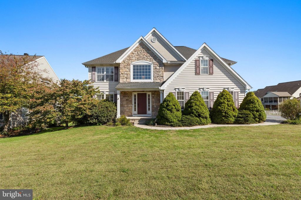 Photo of 204 Scarborough Lane, MILLERSVILLE, PA 17551 (MLS # PALA2077582)