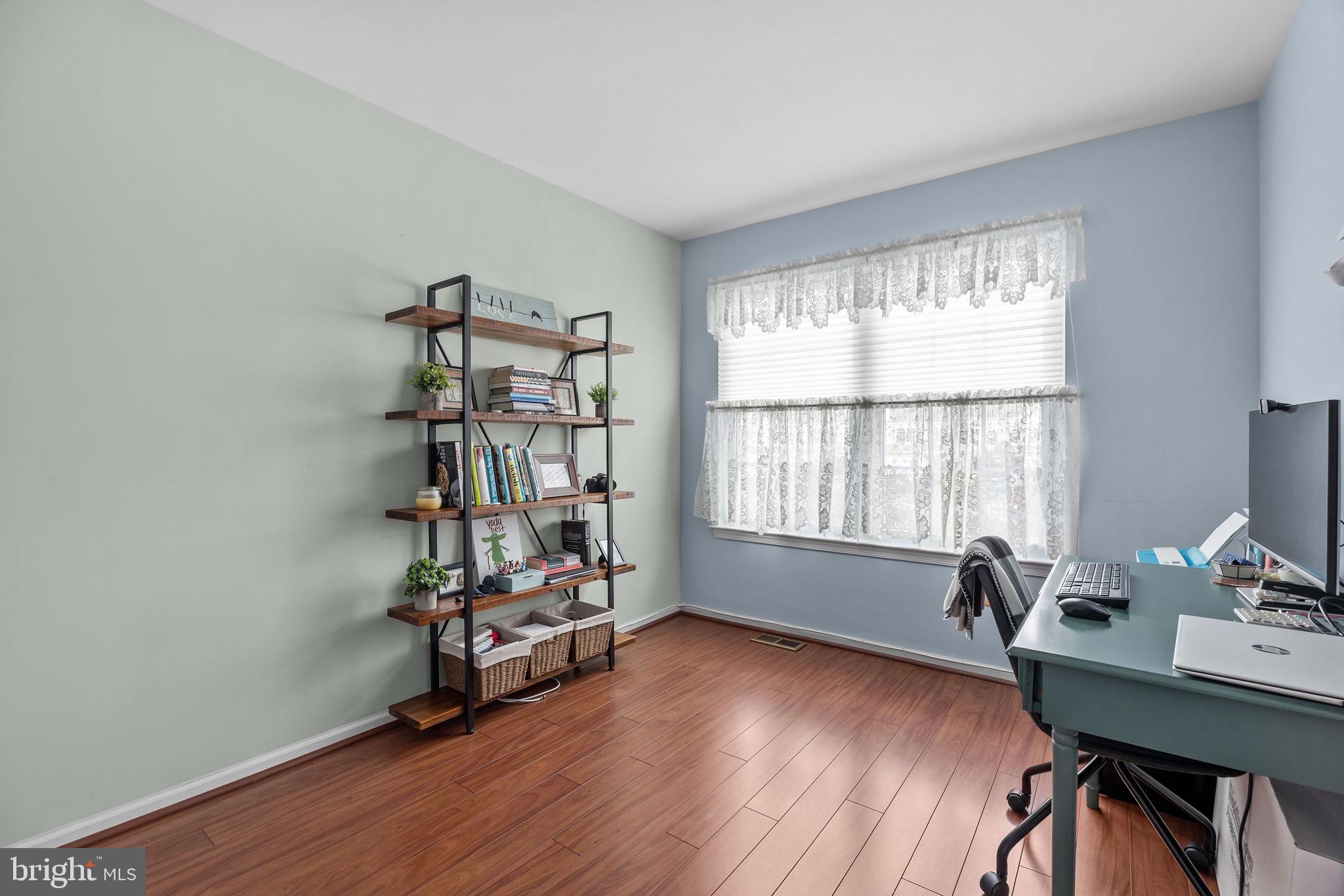 NEWTOWN GRANT - Residential