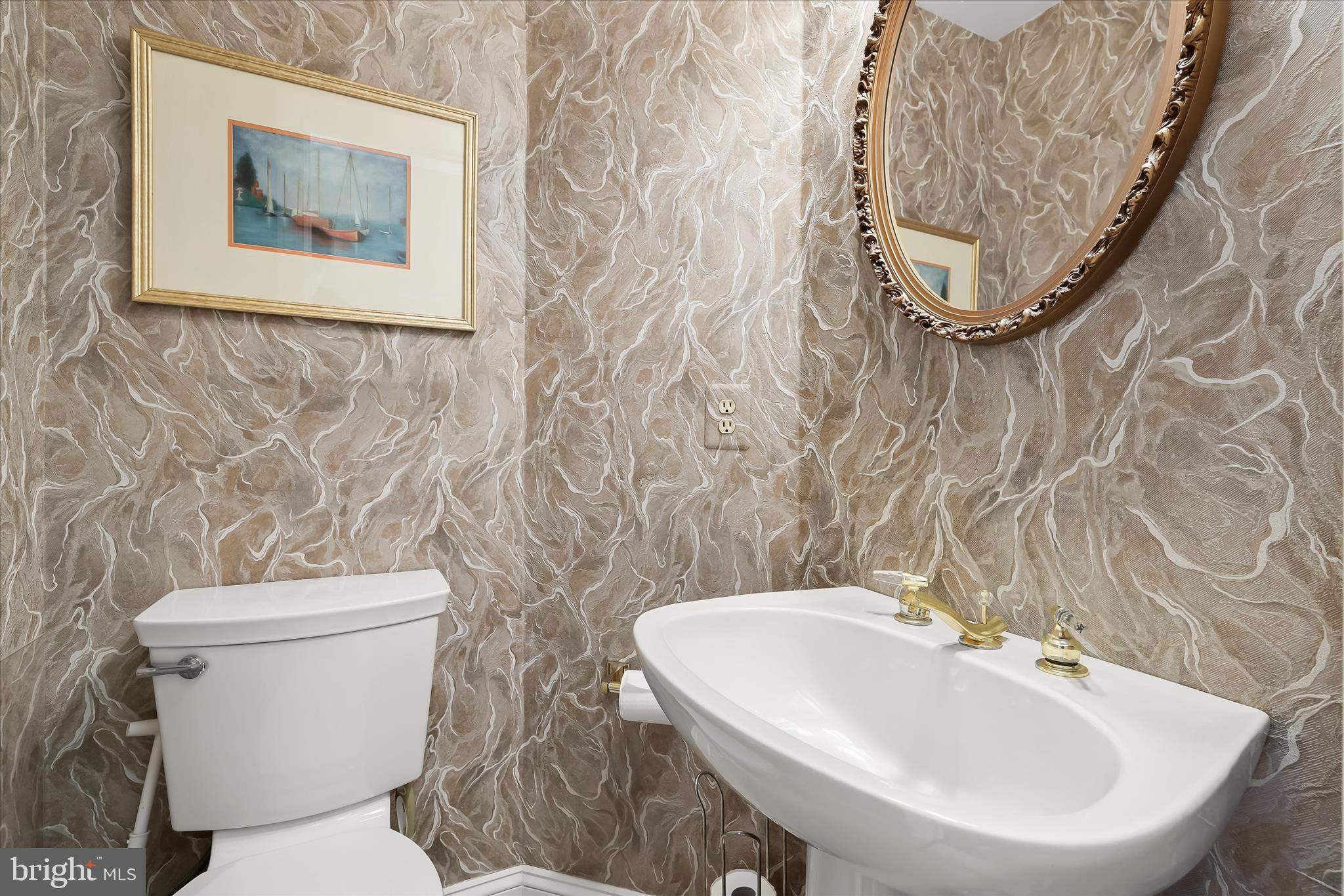 COACH HOUSE AT MCDONOGH - Residential