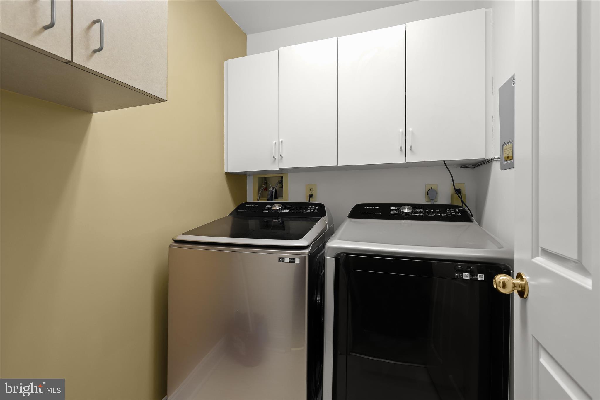 COACH HOUSE AT MCDONOGH - Residential