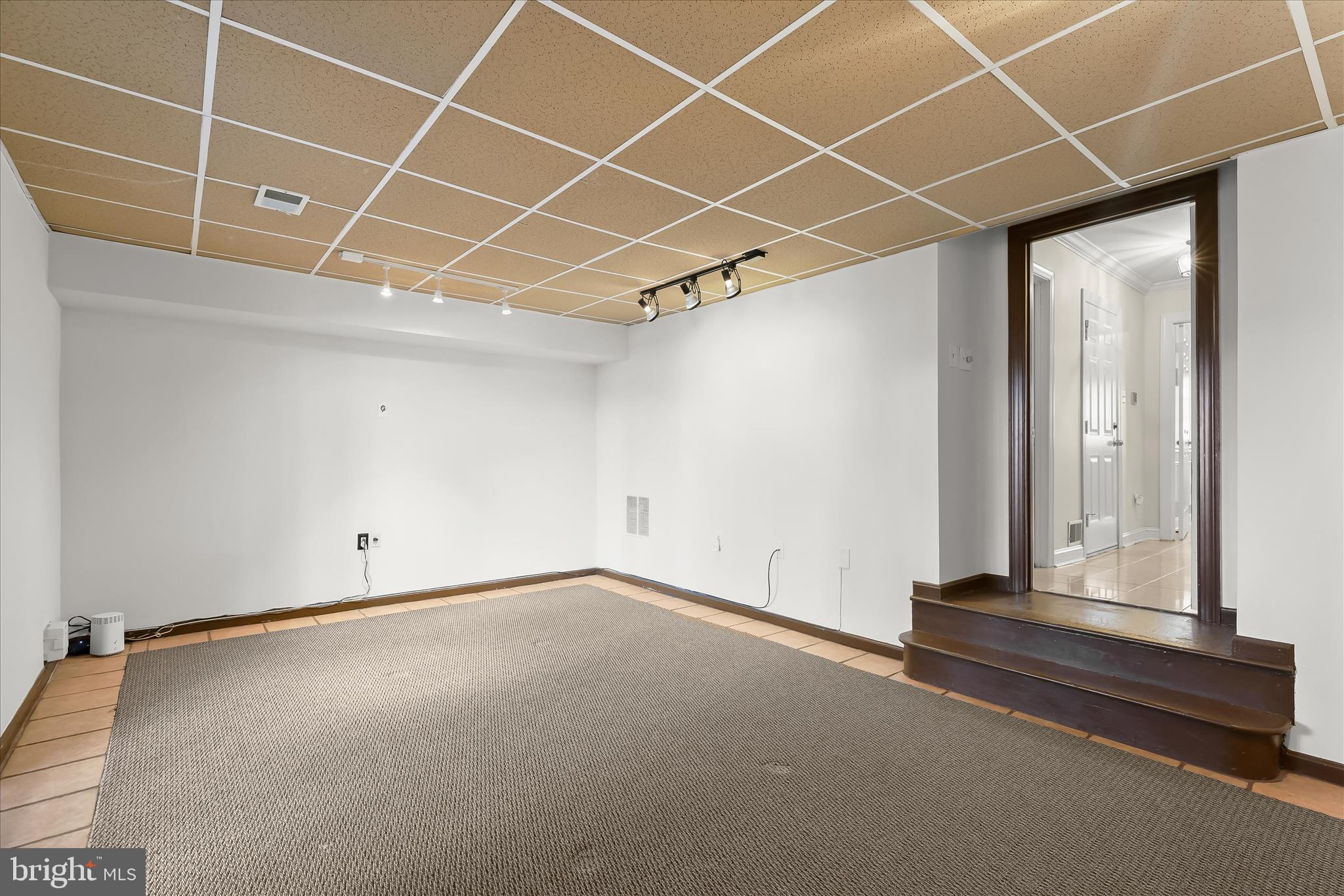 COACH HOUSE AT MCDONOGH - Residential