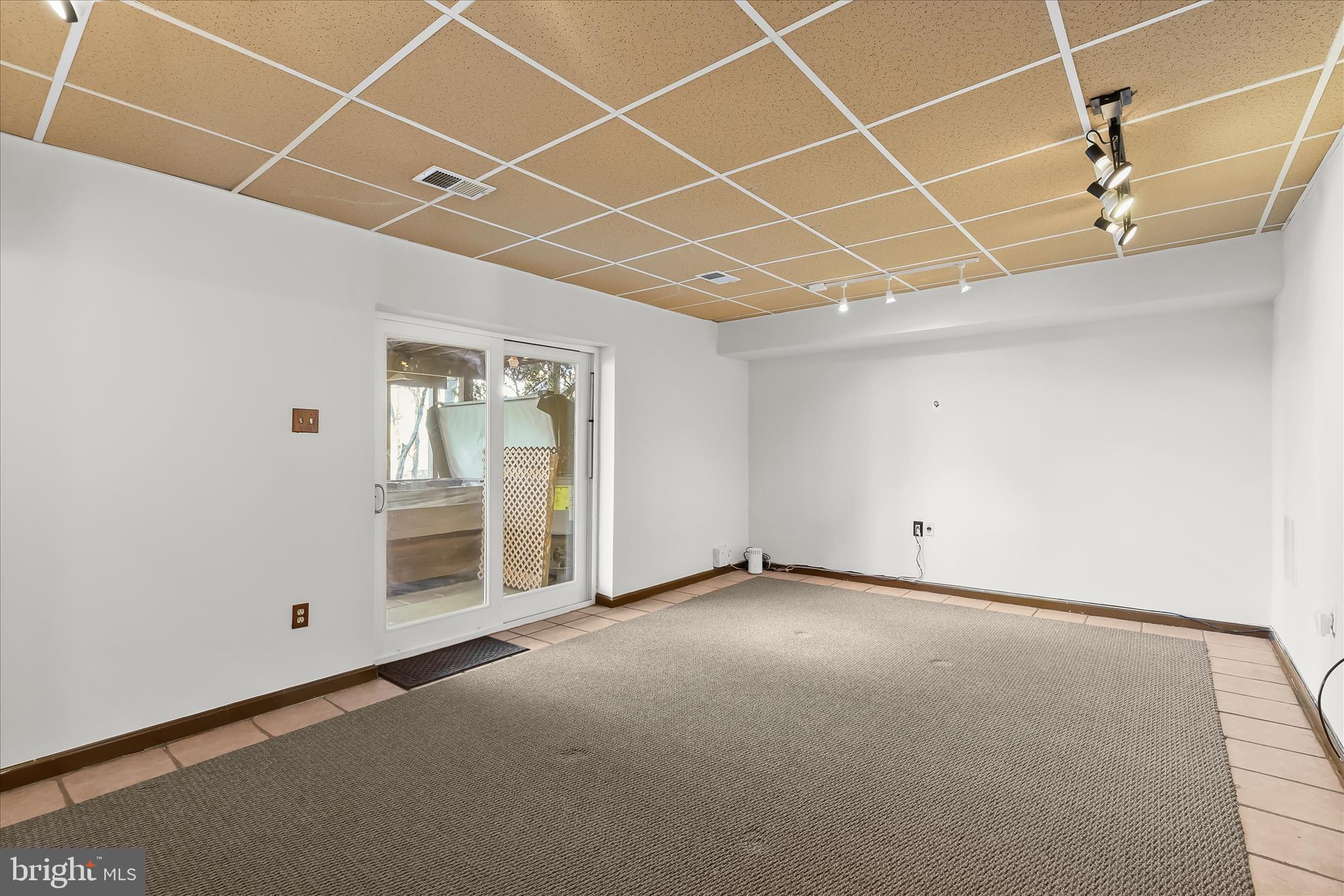 COACH HOUSE AT MCDONOGH - Residential