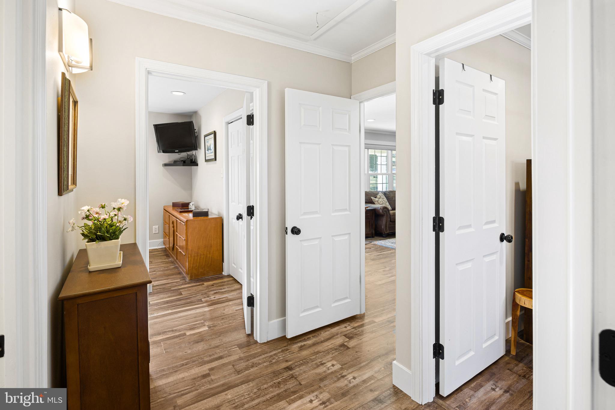 WESTVIEW ACRES - Residential