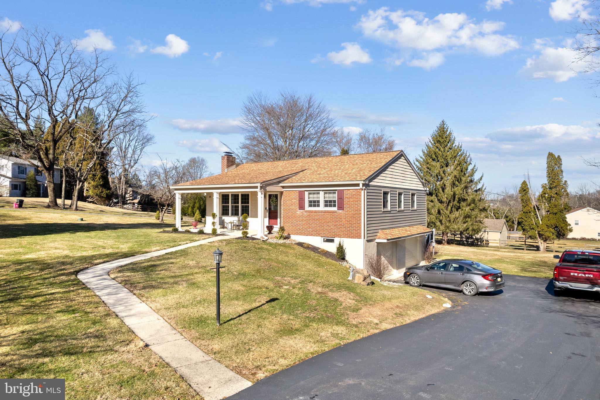 WESTVIEW ACRES - Residential