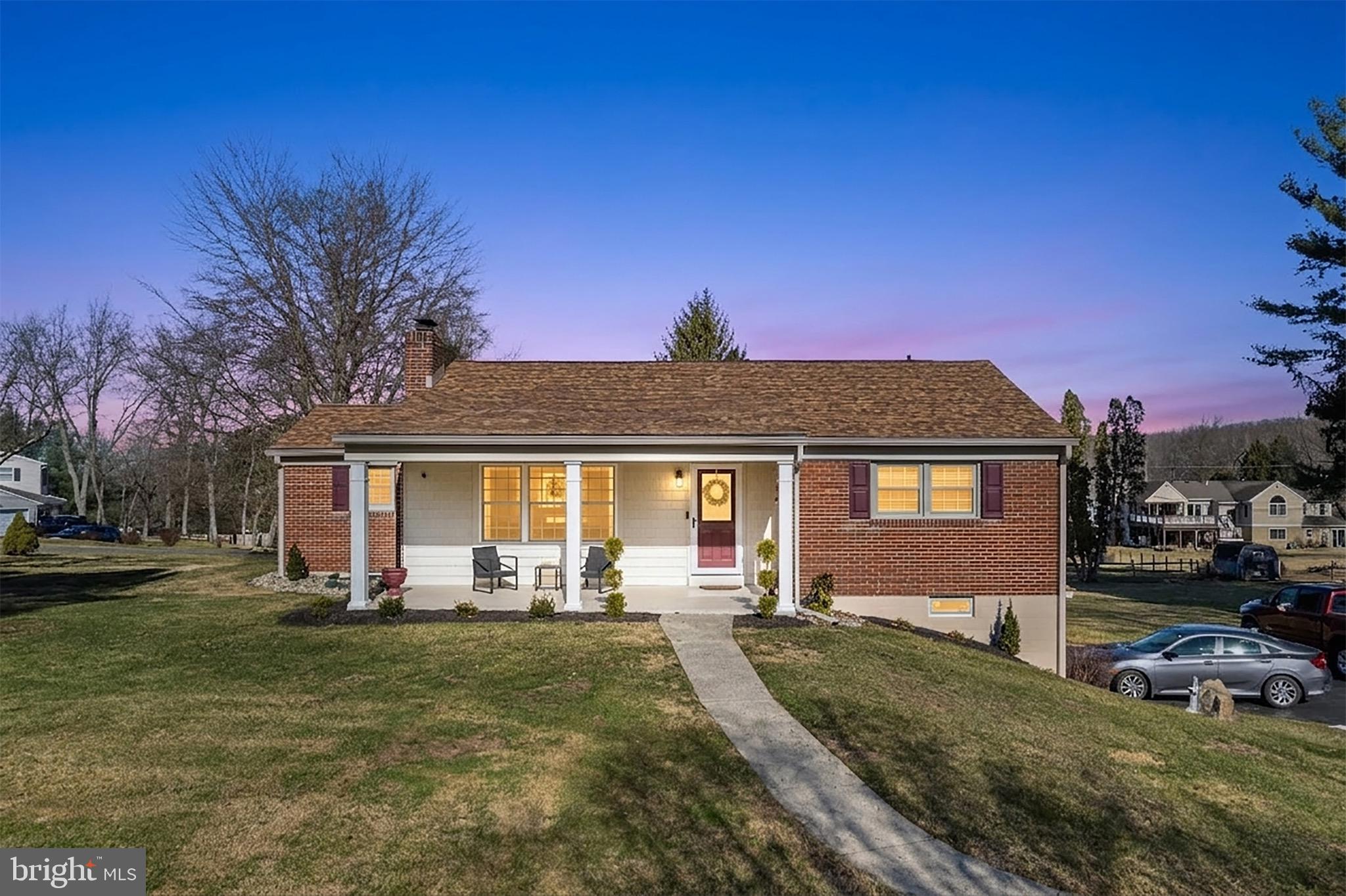 WESTVIEW ACRES - Residential