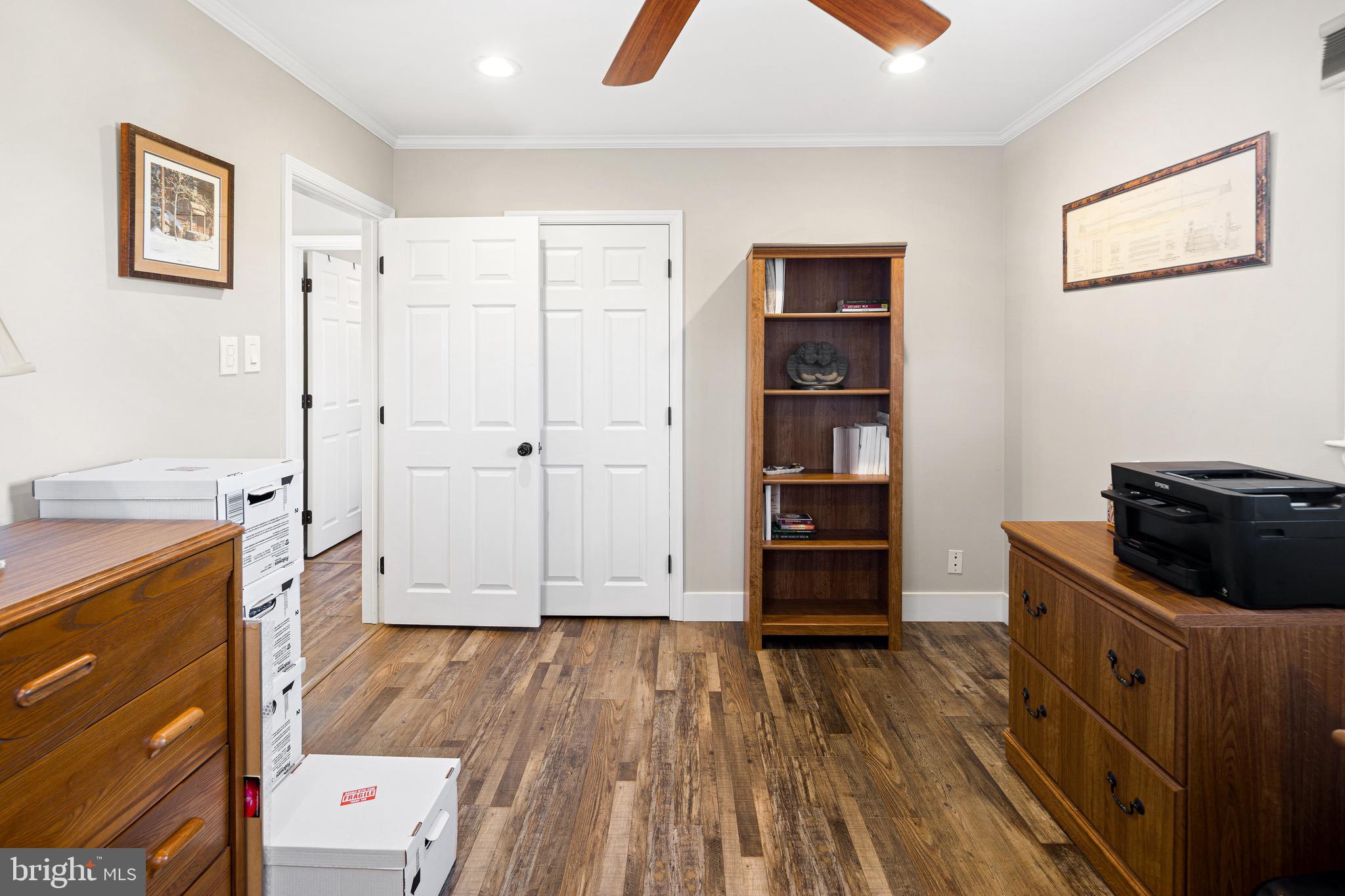 WESTVIEW ACRES - Residential