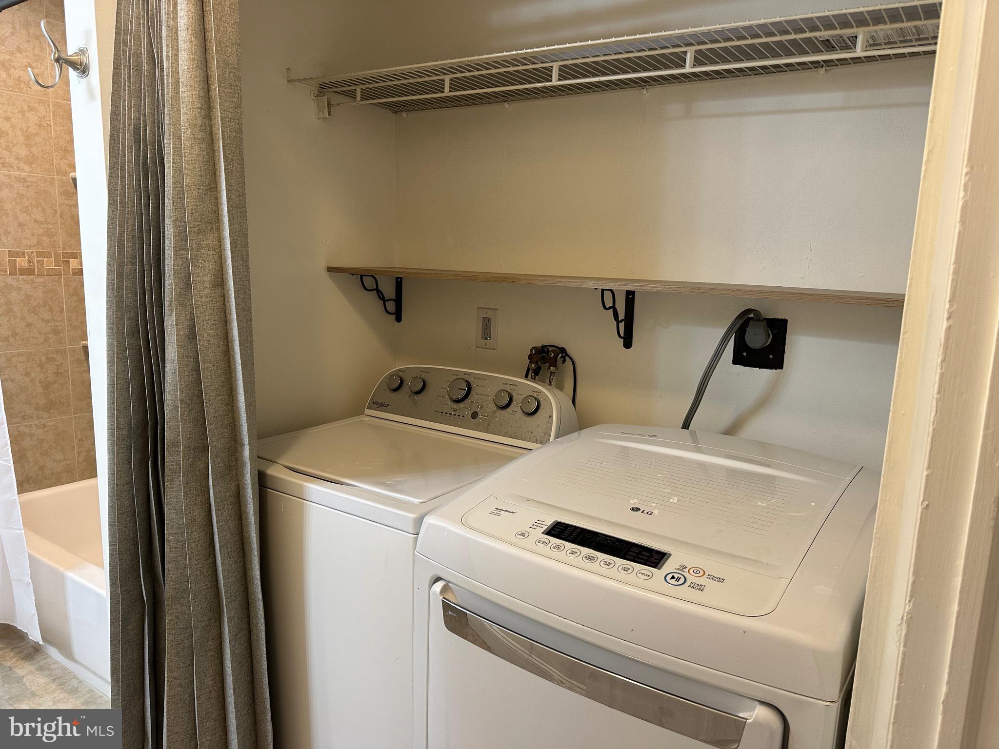 FORDS EDGE - Residential