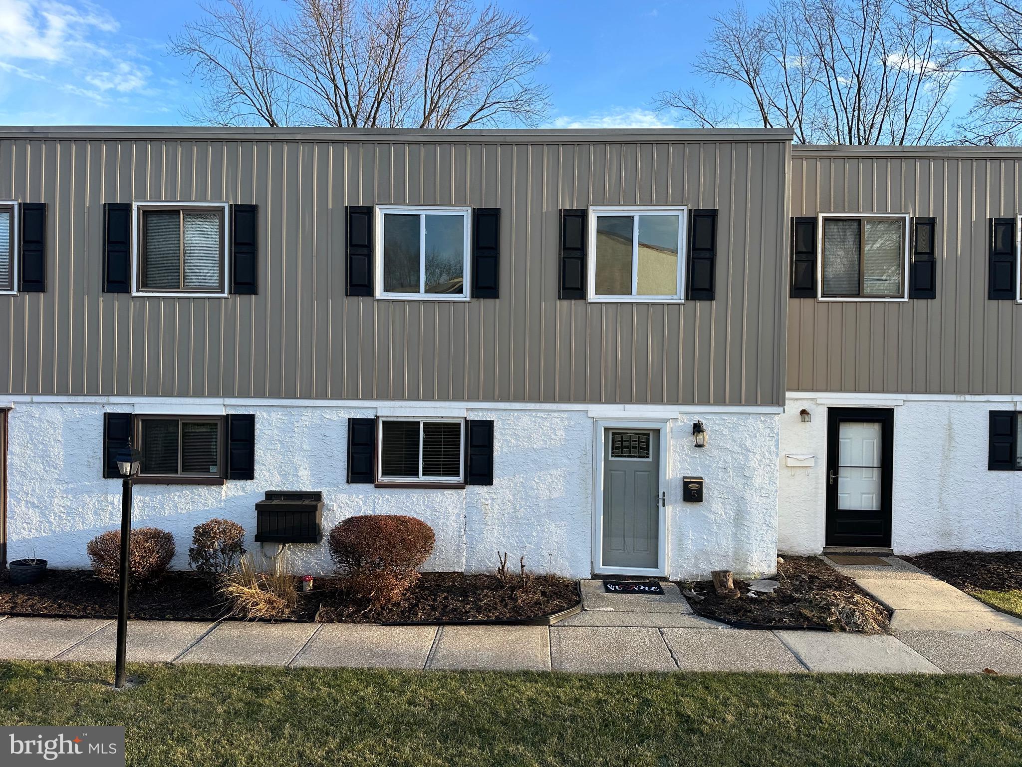 FORDS EDGE - Residential