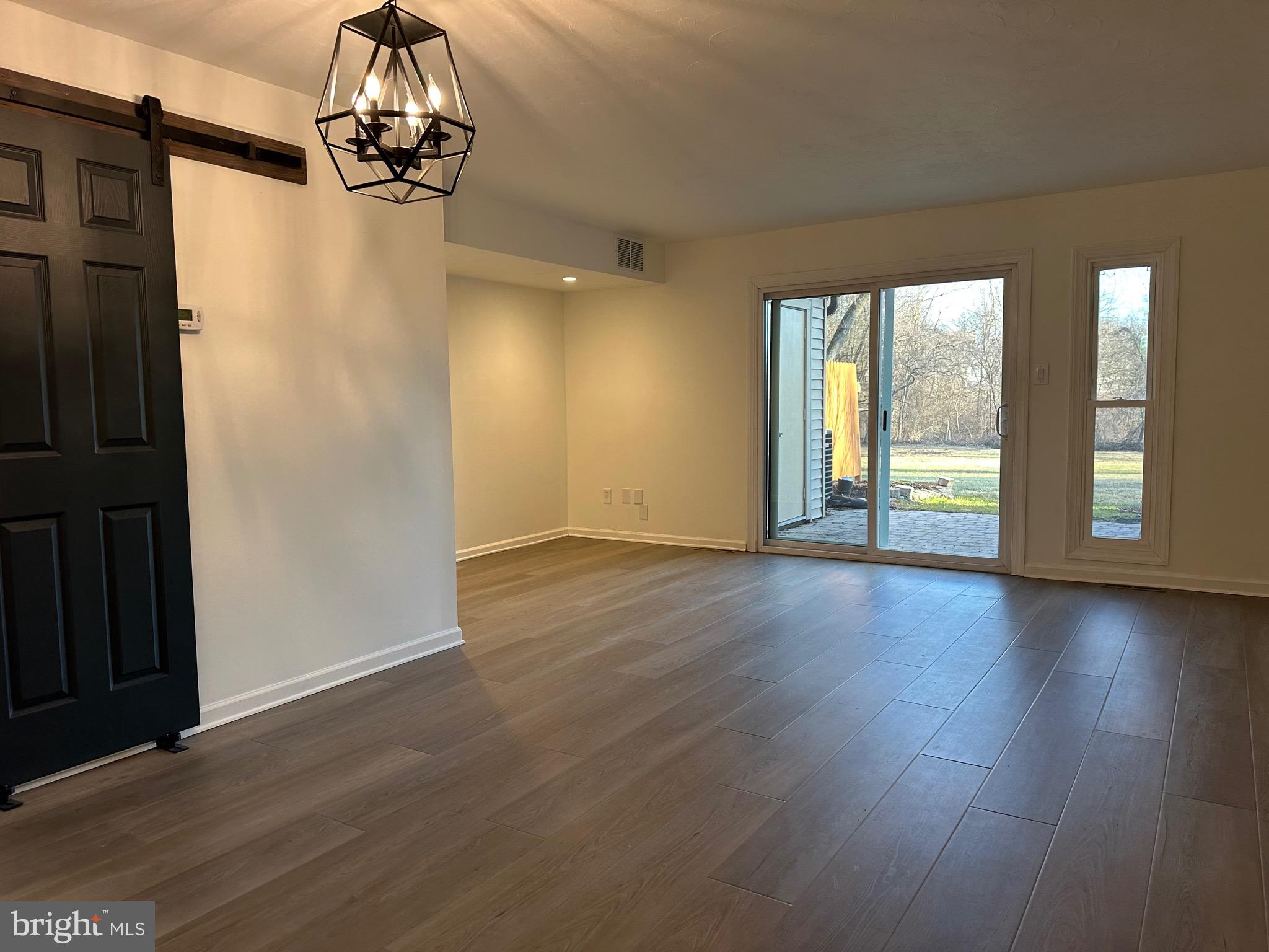 FORDS EDGE - Residential