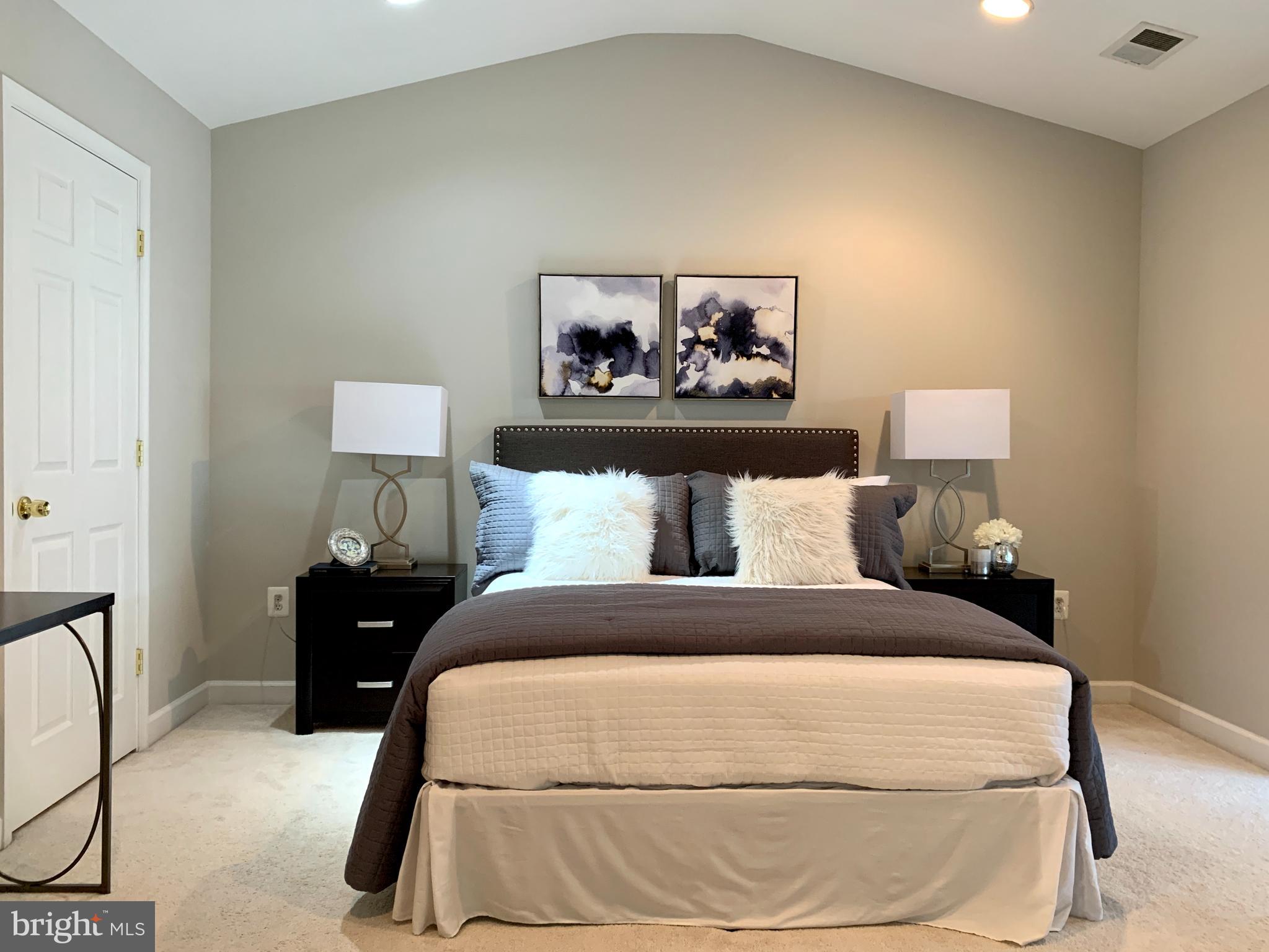 FAIRCREST - Residential