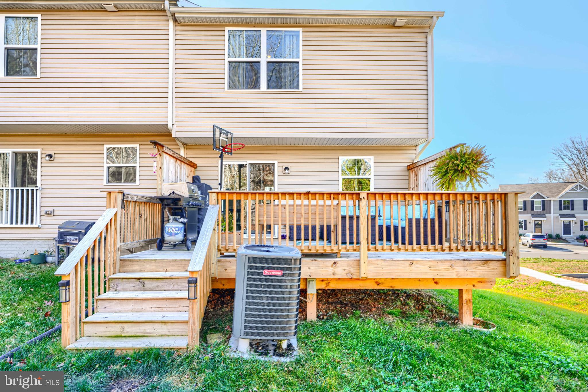 CHESAPEAKE CLUB - Residential