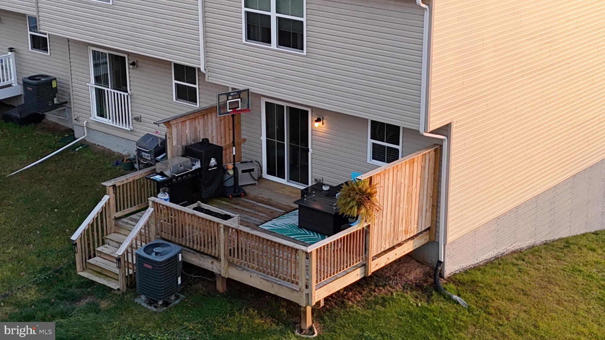 CHESAPEAKE CLUB - Residential