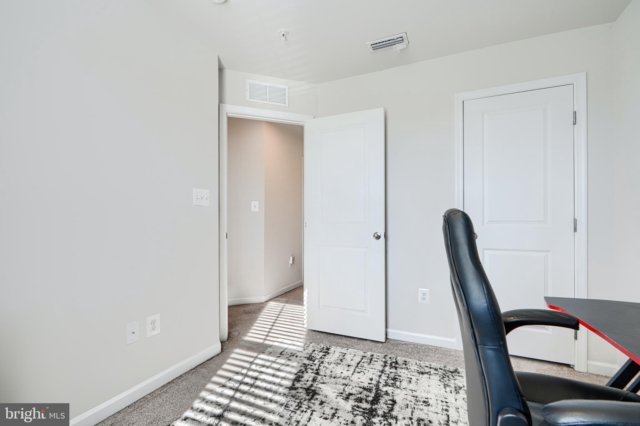 CHESAPEAKE CLUB - Residential