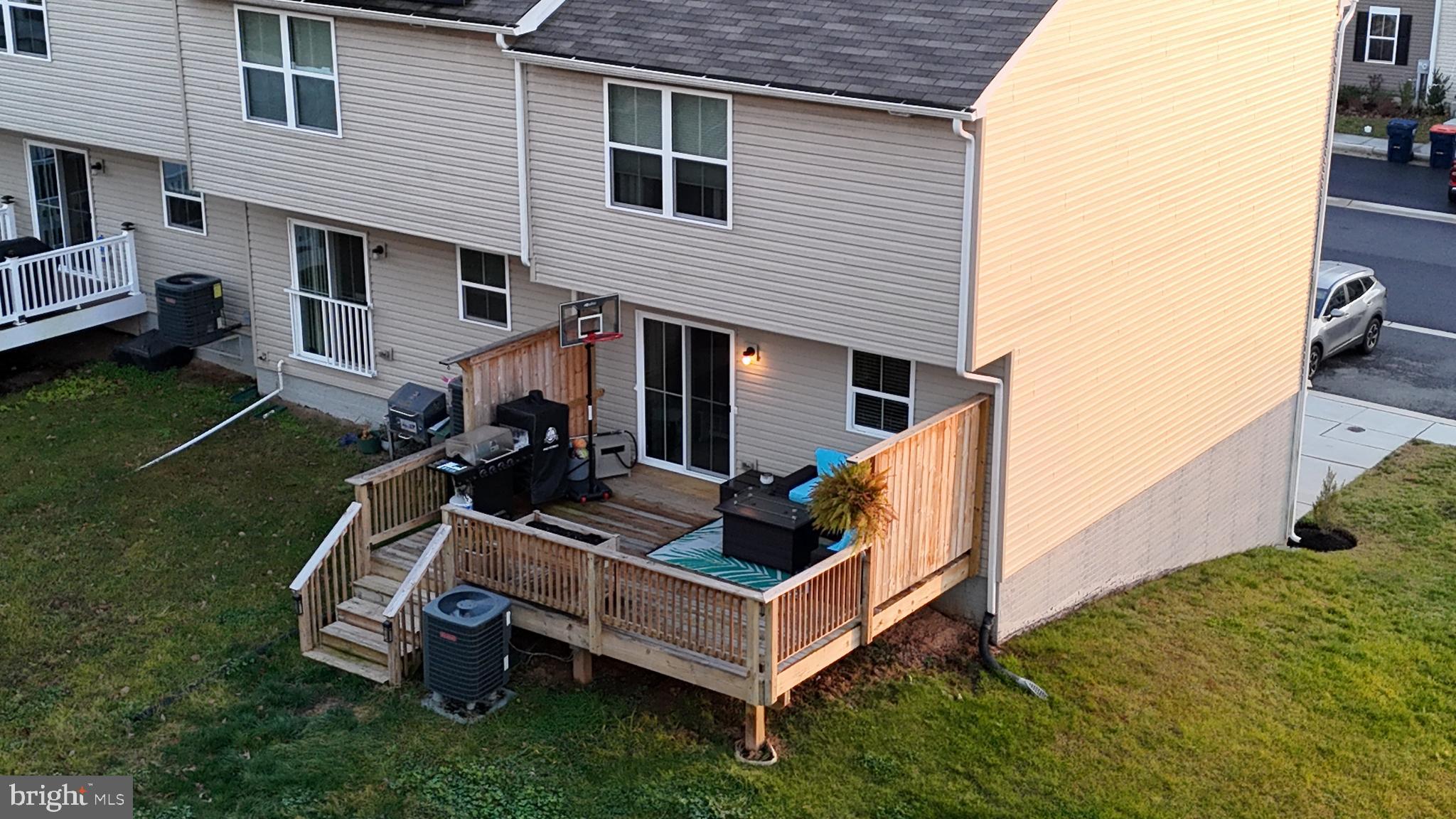 CHESAPEAKE CLUB - Residential