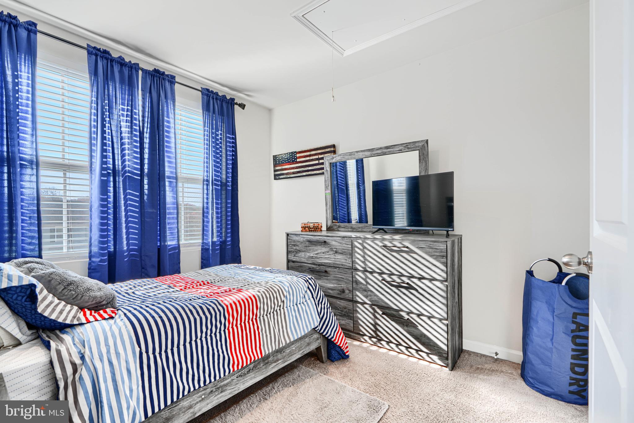 CHESAPEAKE CLUB - Residential