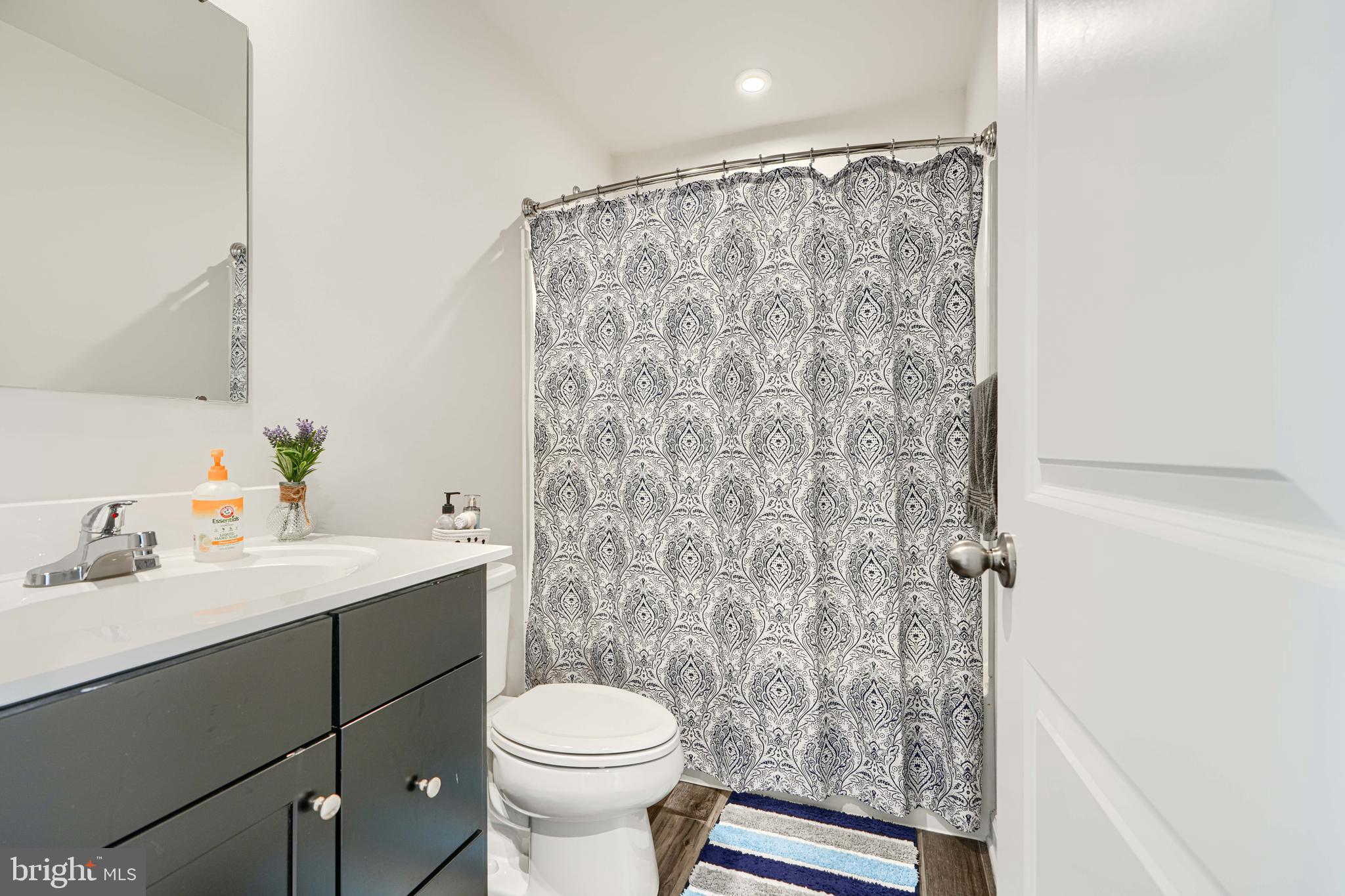 CHESAPEAKE CLUB - Residential