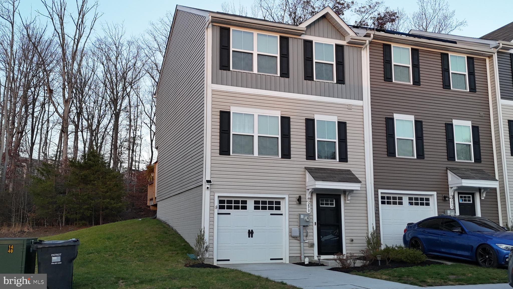 CHESAPEAKE CLUB - Residential