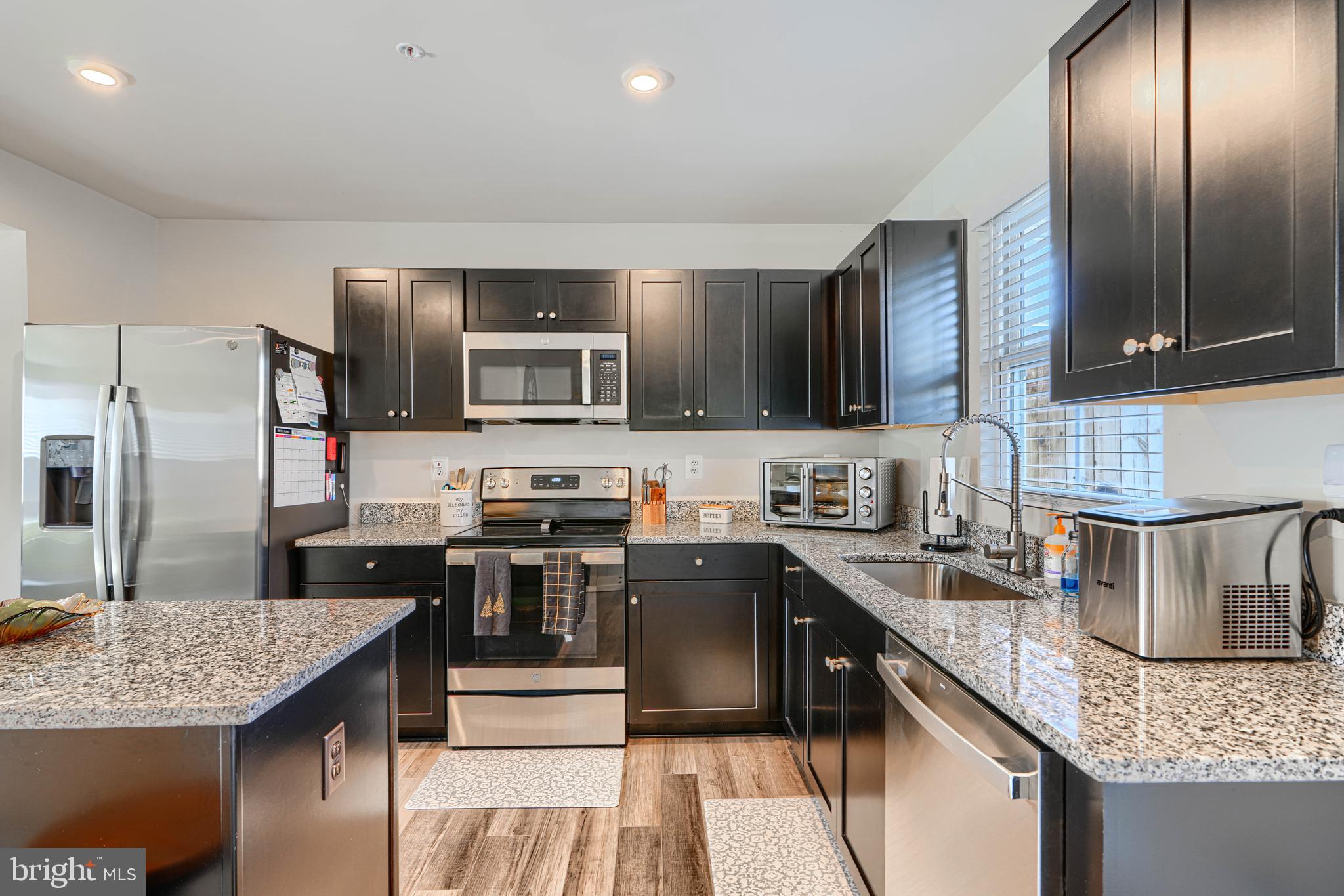 CHESAPEAKE CLUB - Residential